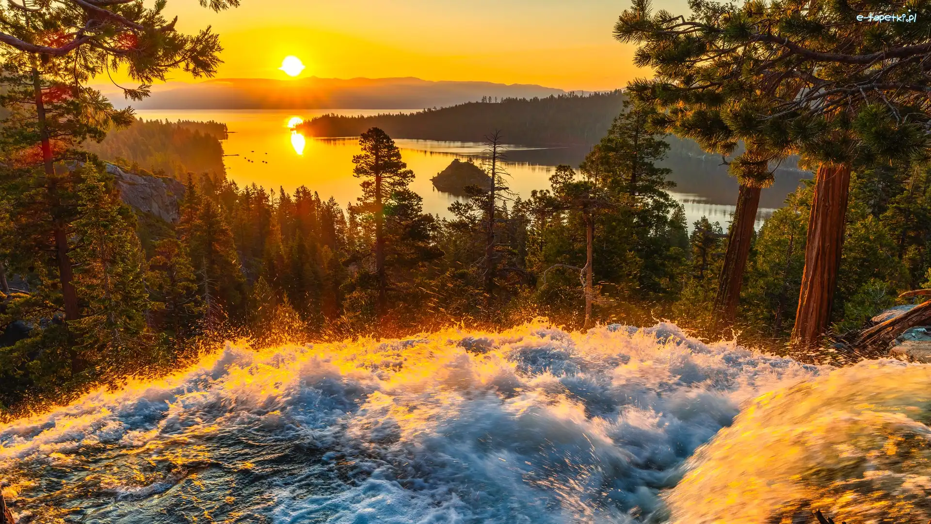 Wschód słońca, Lato, Jezioro, Kalifornia, Stany Zjednoczone, Lower Eagle Falls, Wodospad, Tahoe Lake, Drzewa