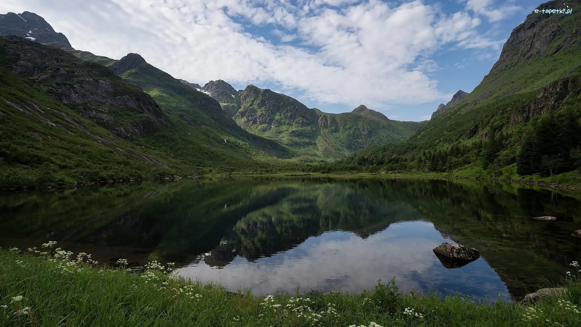Góry, Odbicie, Jezioro Grunnfjordvatnet, Norwegia, Tennstrand