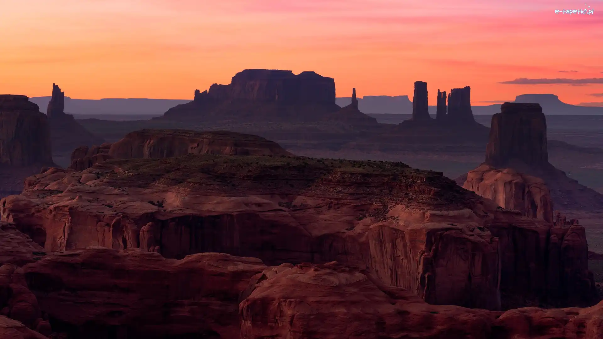 Góry, Monument Valley, Skały, Stany Zjednoczone, Zachód słońca