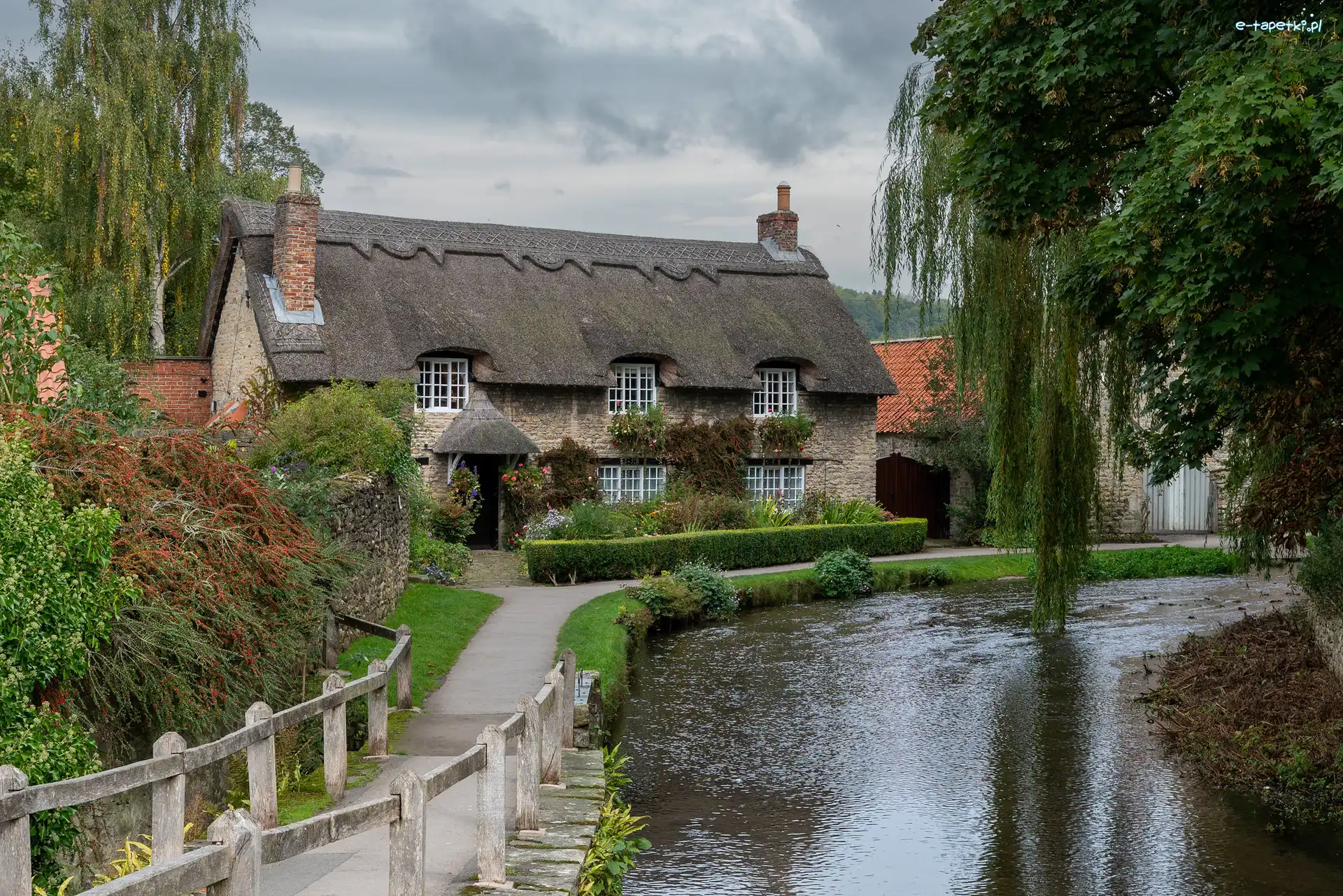 Drzewa, Hrabstwo North Yorkshire, Domy, Thornton le Dale, Anglia, Mostek, Rzeka