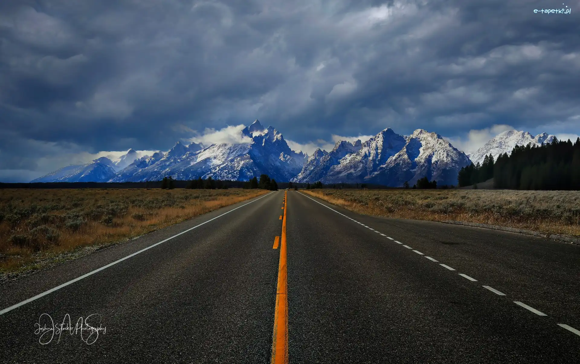 Chmury, Park Narodowy Grand Teton, Góry Teton Range, Wyoming, Stany Zjednoczone, Droga, Trawa