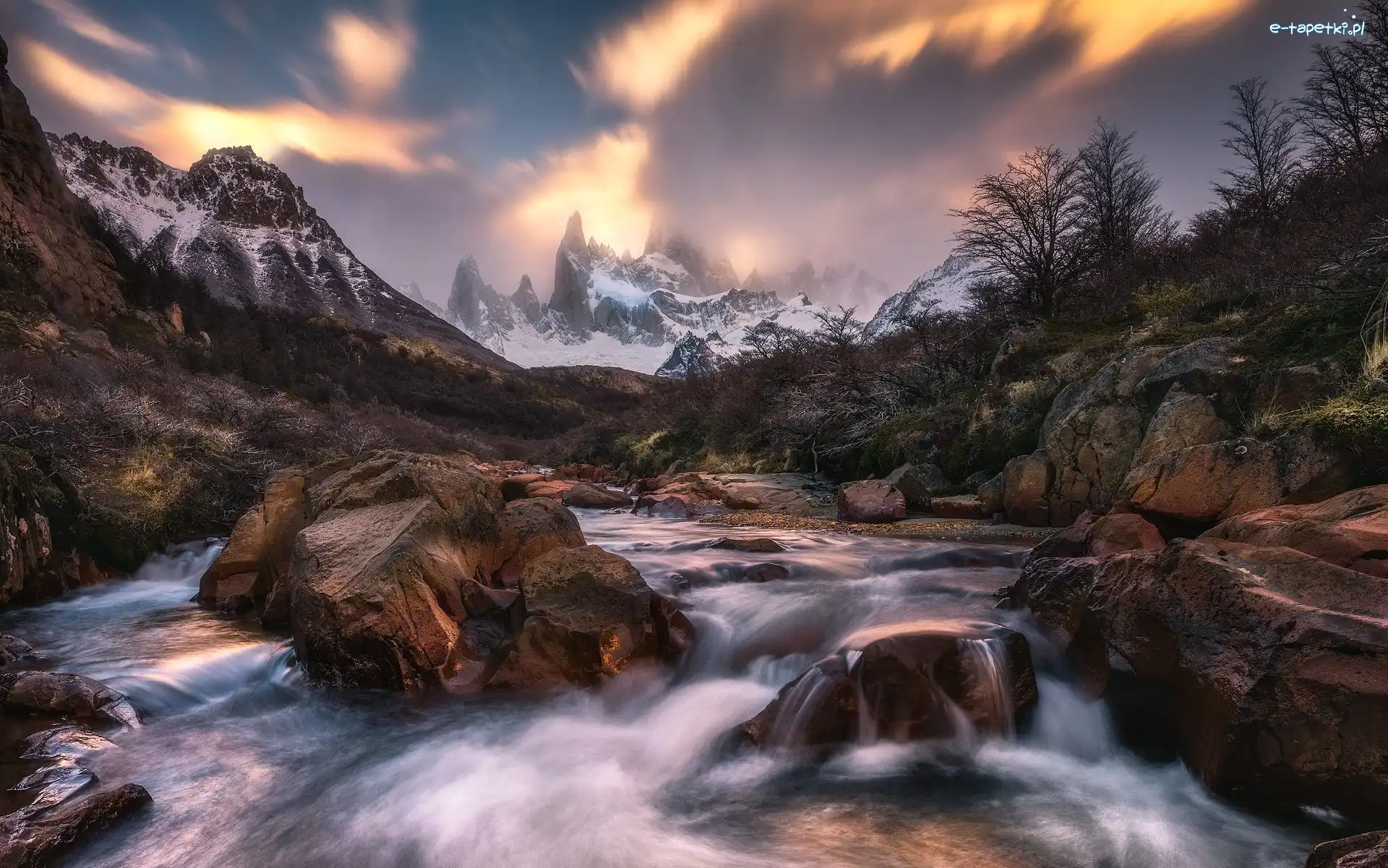 Cerro Torre, Park Narodowy Los Glaciares, Skały, Patagonia, Argentyna, Góra, Rzeka