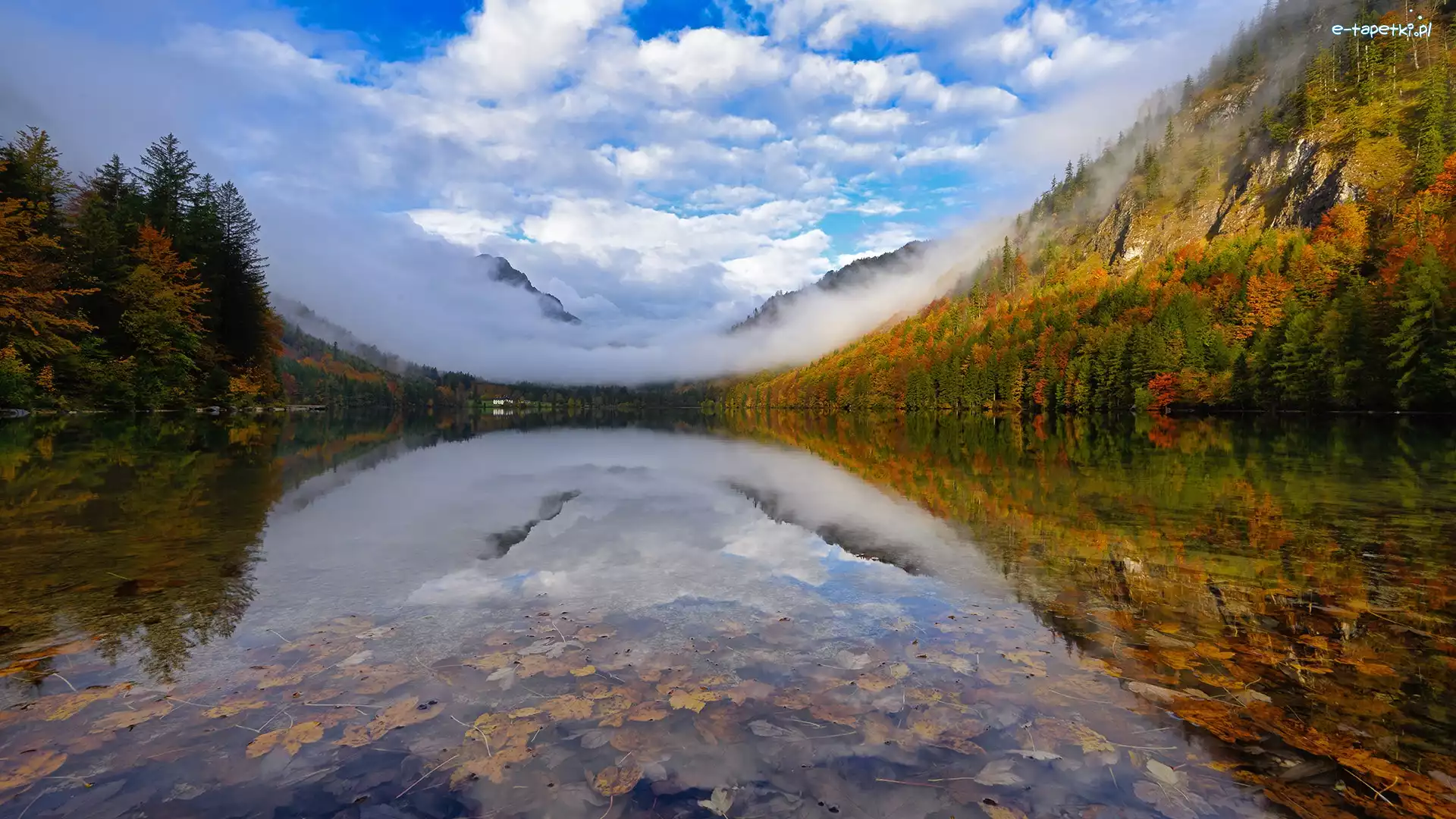 Jezioro Langbathseen, Góry, Austria, Odbicie, Mgła, Kolorowe, Drzewa, Jesień