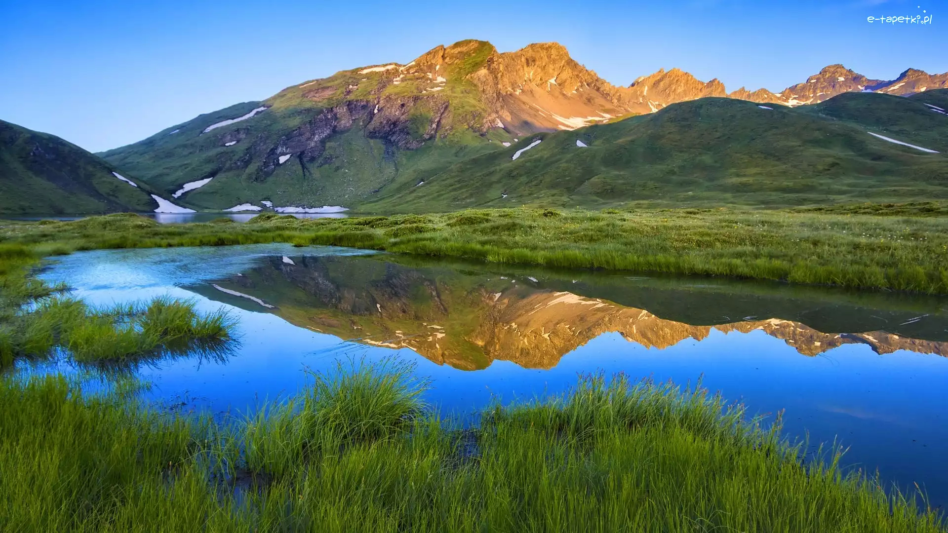 Włochy, Jezioro, Verney Lake, Odbicie, Góry, La Thuile, Trawa