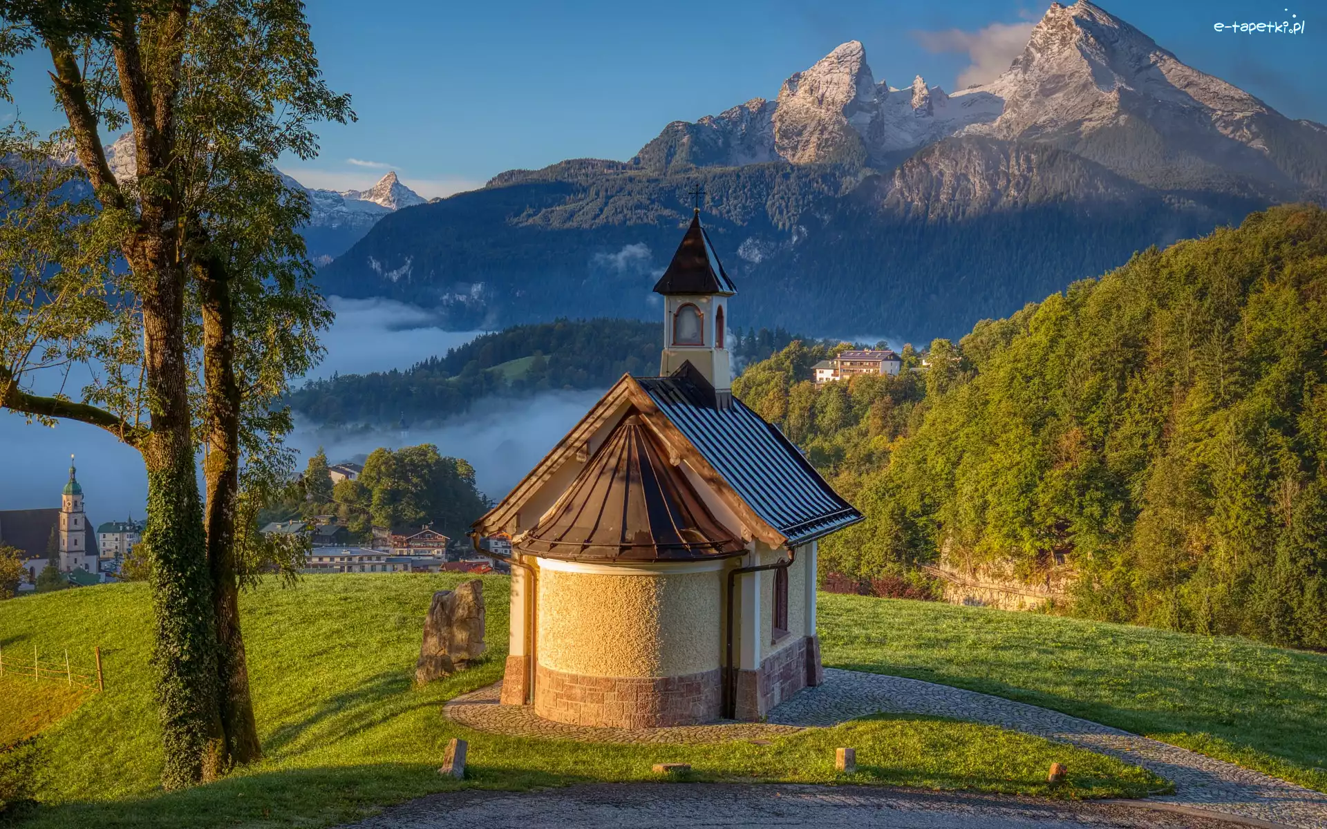 Berchtesgaden, Alpy, Niemcy, Mgła, Drzewa, Kapliczka, Kirchleitn Kapelle, Góry, Lasy, Bawaria