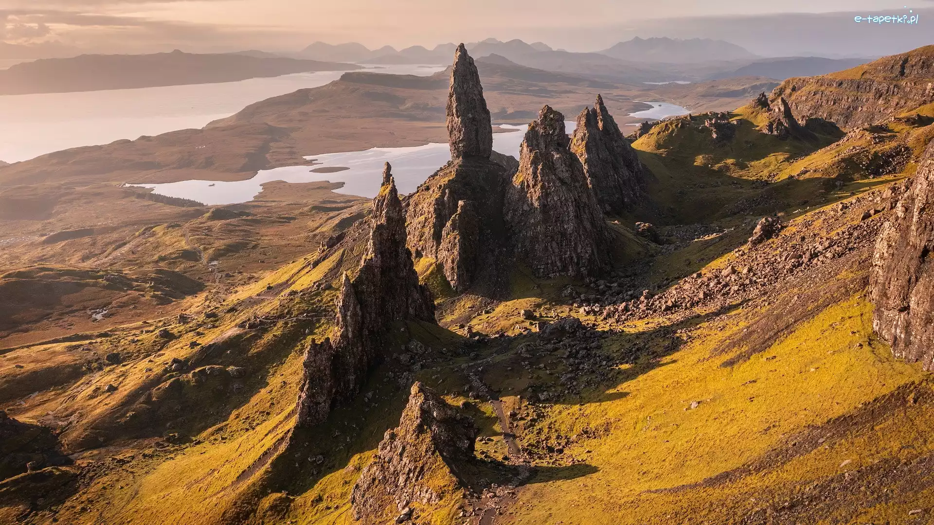 Jeziora, Półwysep Trotternish, Wzgórze, Wyspa Skye, Szkocja, Skały, The Storr