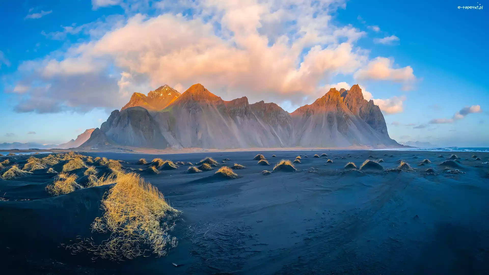 Kępki, Vestrahorn, Plaża, Trawy, Góry, Islandia