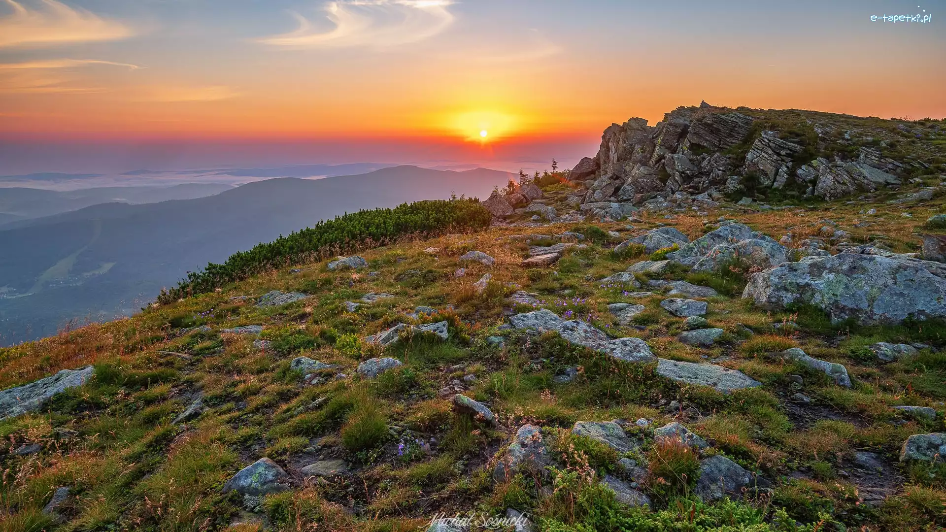 Babia Góra, Góry, Mgła, Wschód Słońca, Beskidy, Skały, Kamienie, Polska