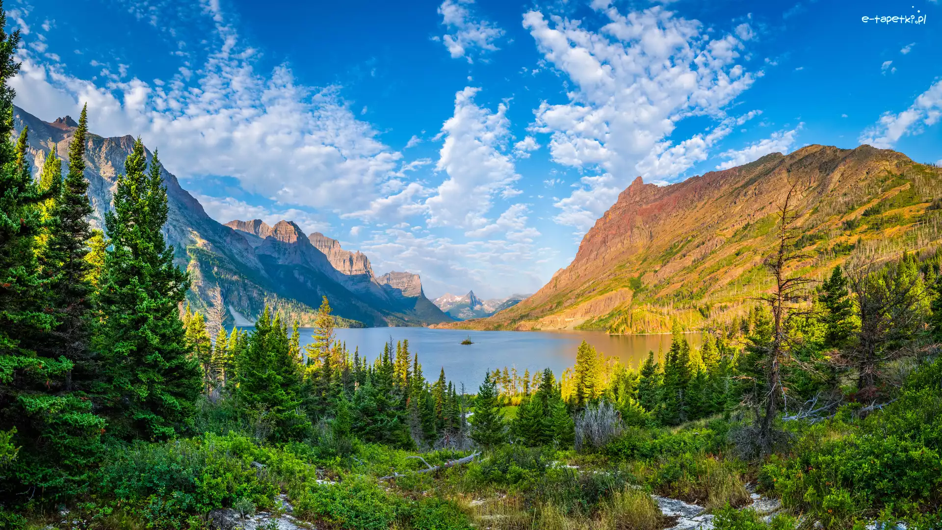 Góry, Jezioro, Stany Zjednoczone, Montana, Saint Mary Lake, Drzewa, Obłoki, Park Narodowy Glacier