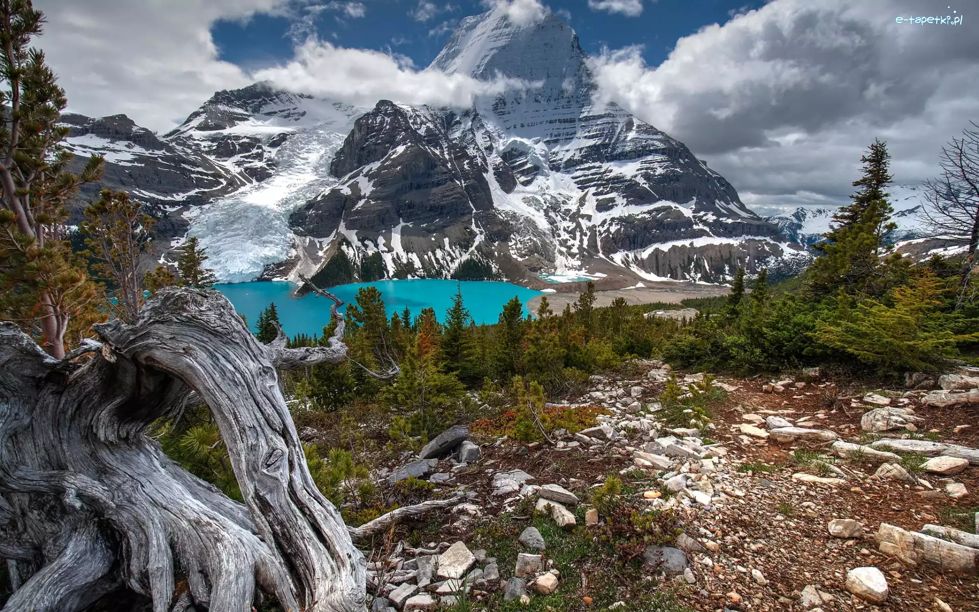 Mount Robson, Jezioro, Kanada, Góra, Drzewa, Kamienie, Kanadyjskie Góry Skaliste, Park Prowincjonalny Mount Robson, Berg Lake, Chmury