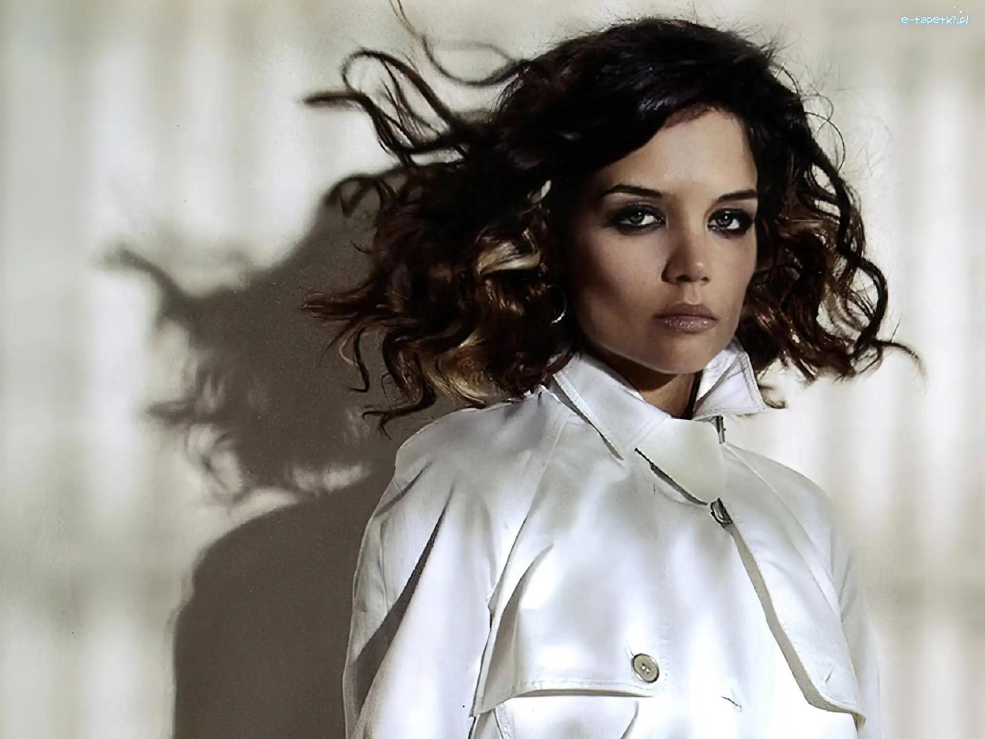 płaszcz, biały, Katie Holmes
