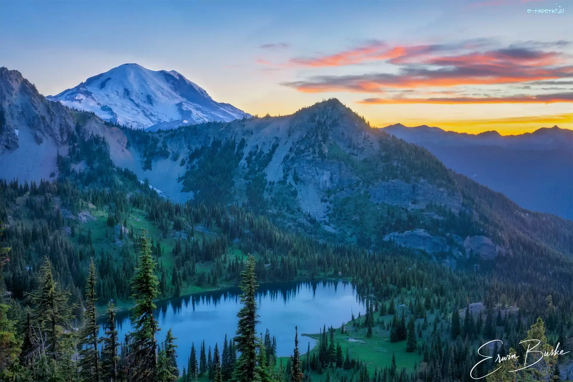 Las, Waszyngton, Zachód słońca, Tipsoo Lake, Góra, Mount Rainier, Jezioro, Stany Zjednoczone, Park Narodowy Mount Rainier, Drzewa
