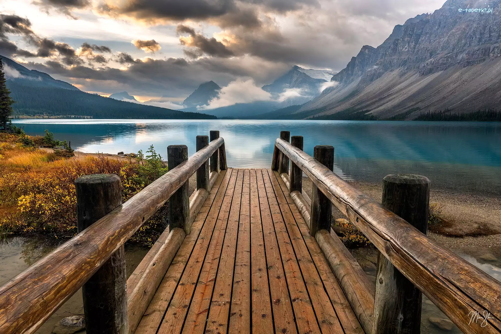 Jezioro, Chmury, Park Narodowy Banff, Alberta, Kanada, Rośliny, Pomost, Góry, Bow Lake
