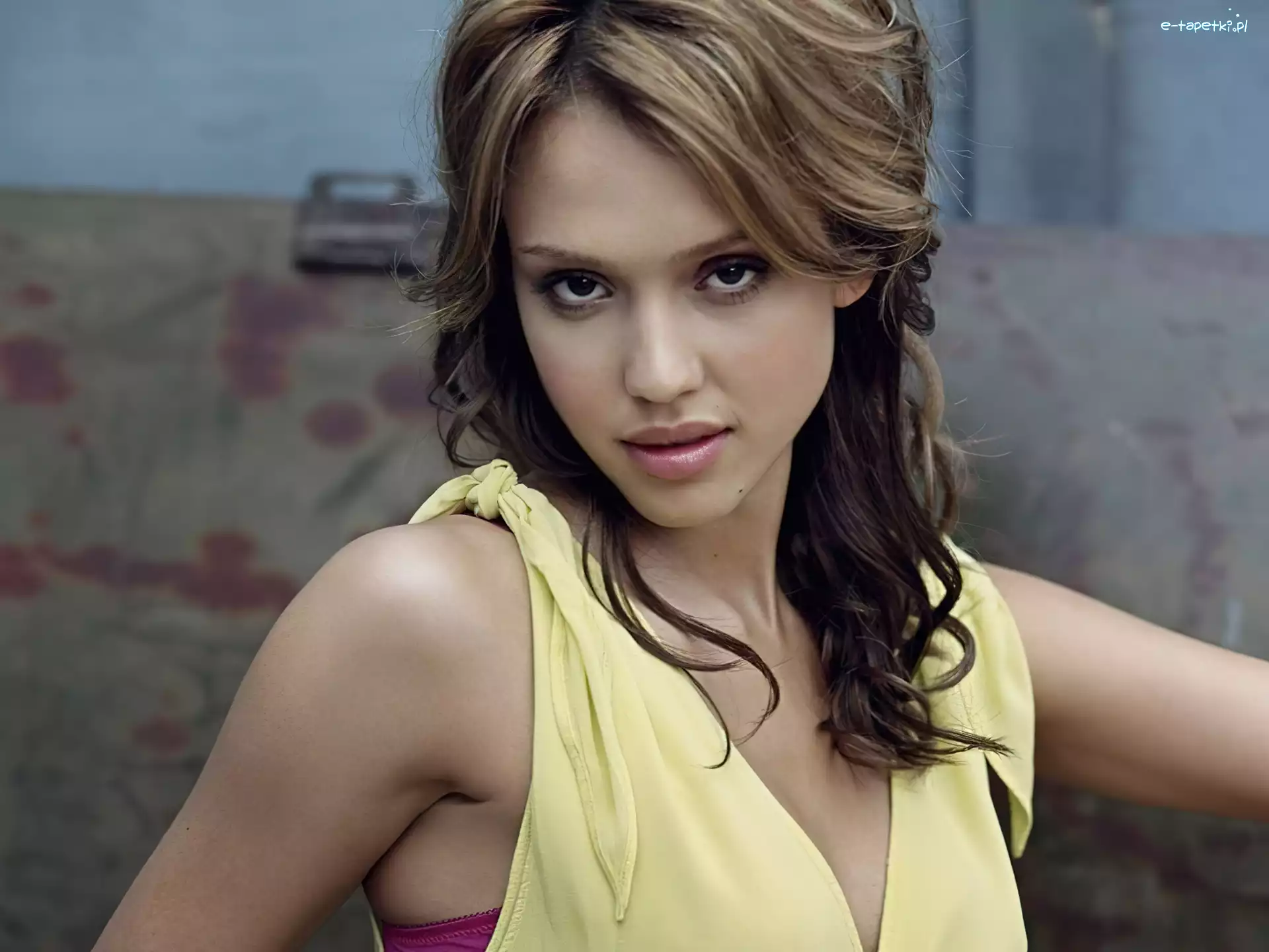 Jessica Alba, oczy