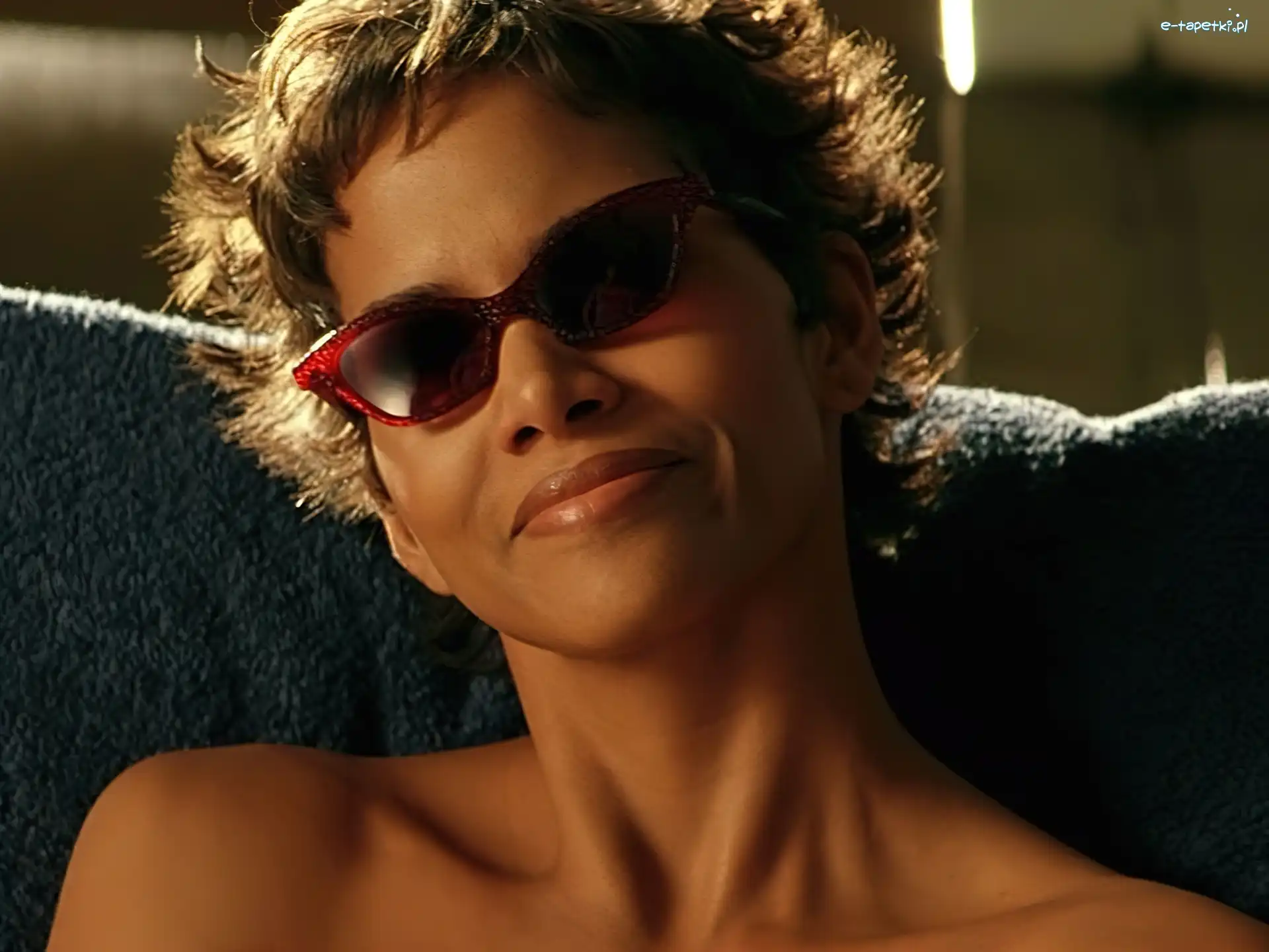 czerwone, przeciwsłoneczne, okulary, Halle Berry