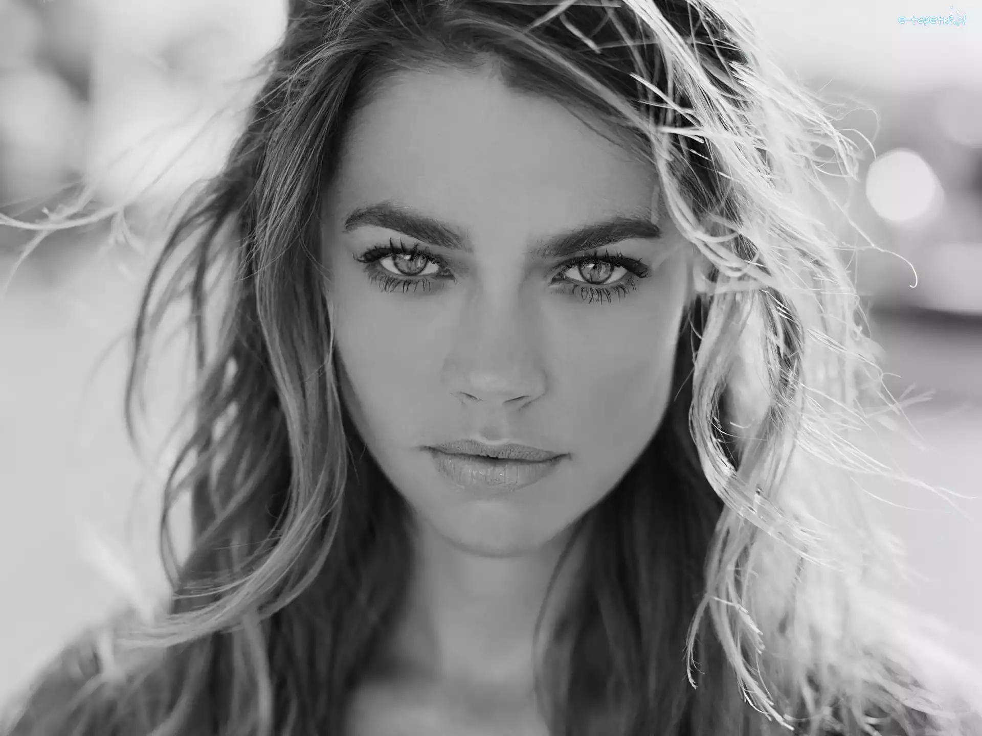Denise Richards, oczy