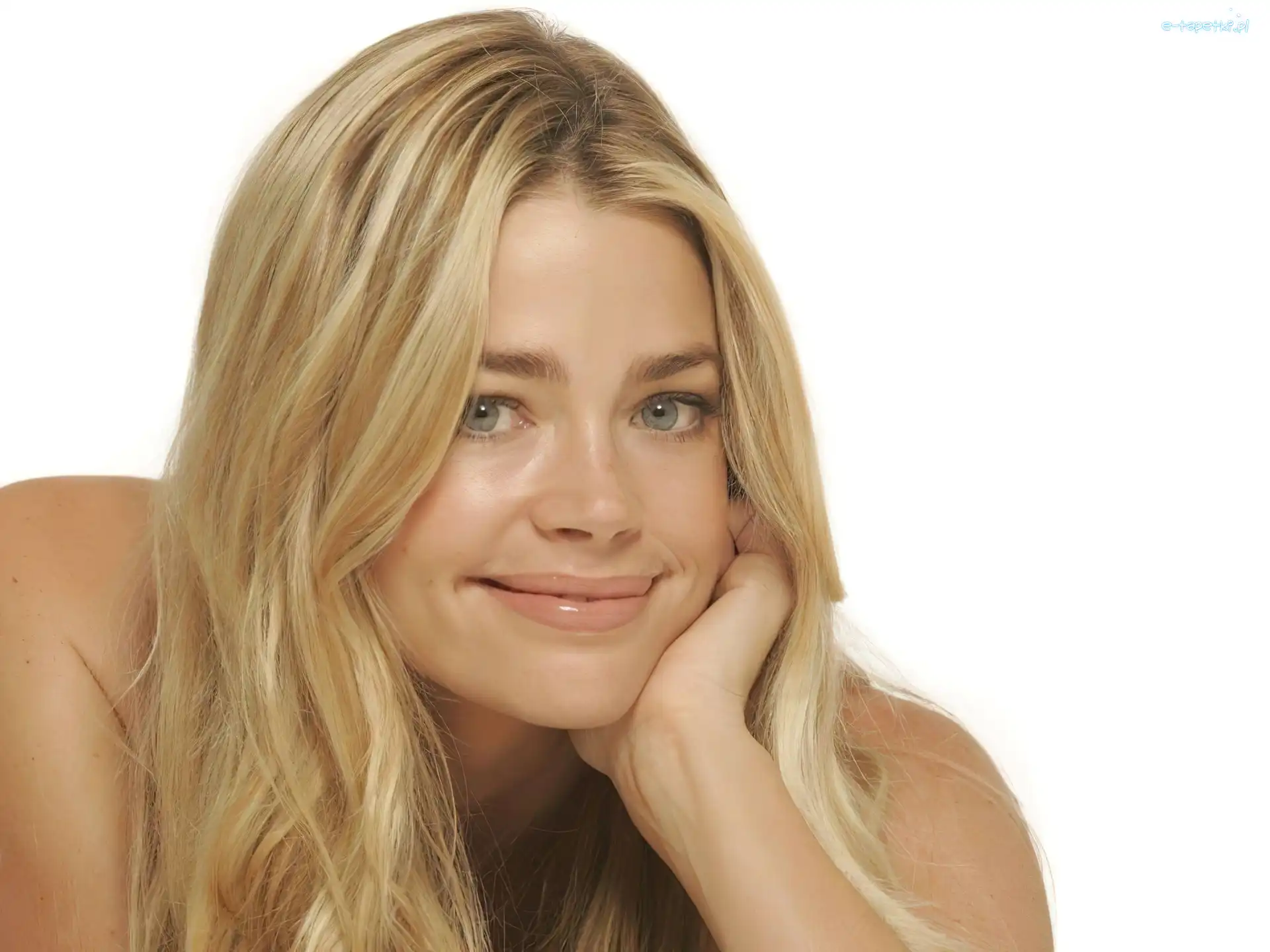Denise Richards, blondynka, słodka