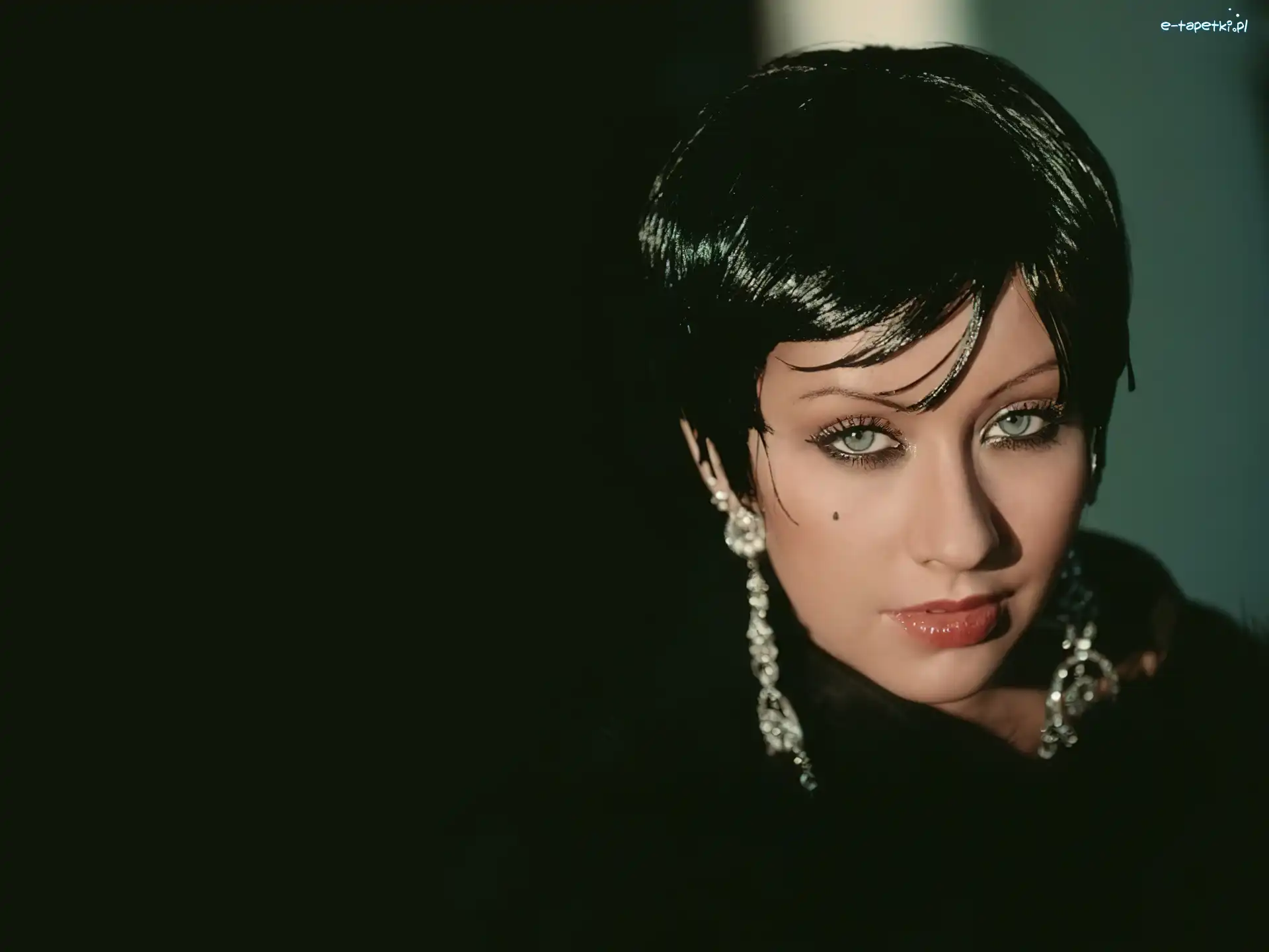 kolczyki, wiszące, Christina Aguilera