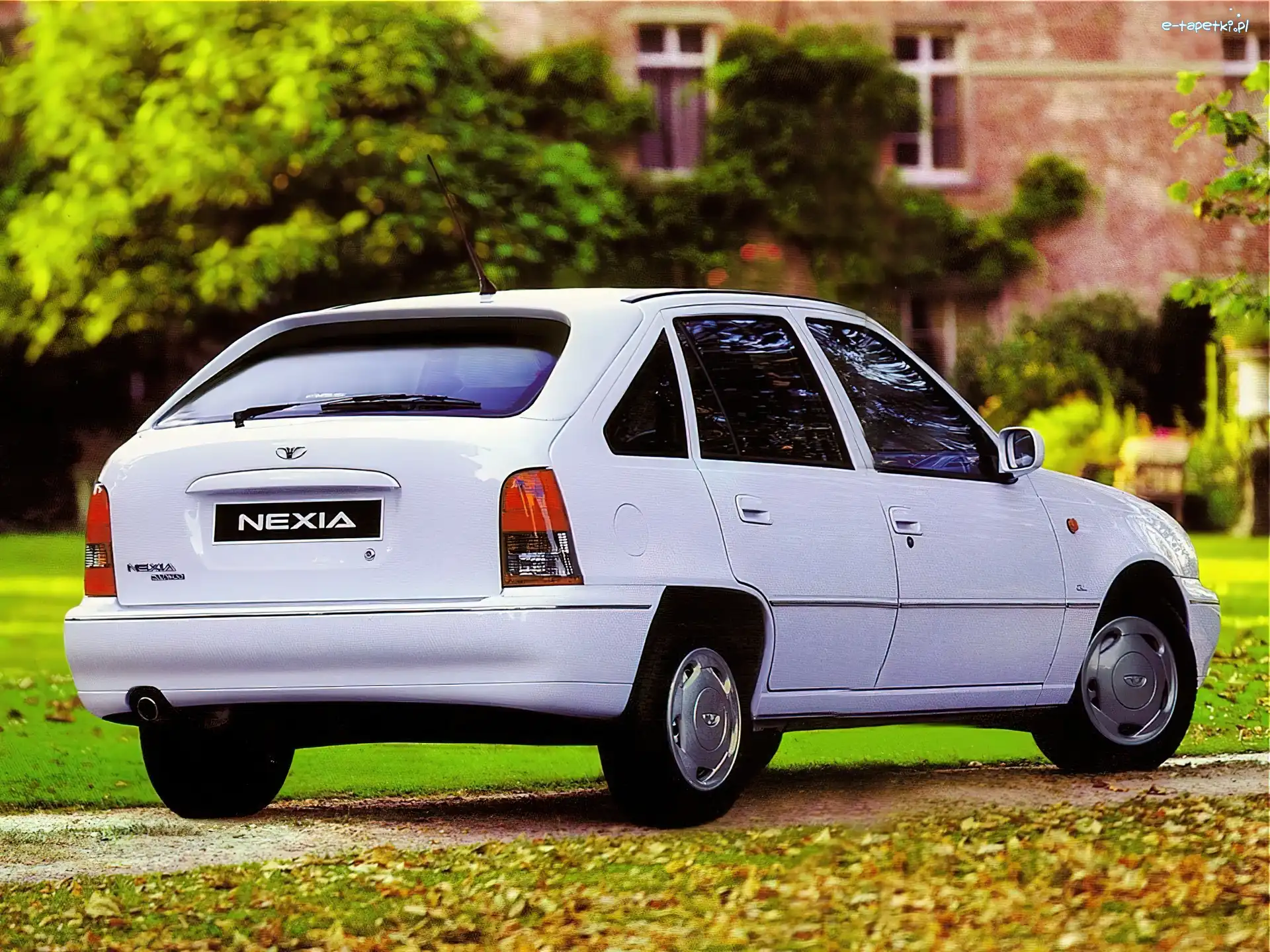 Daewoo Nexia, Biały