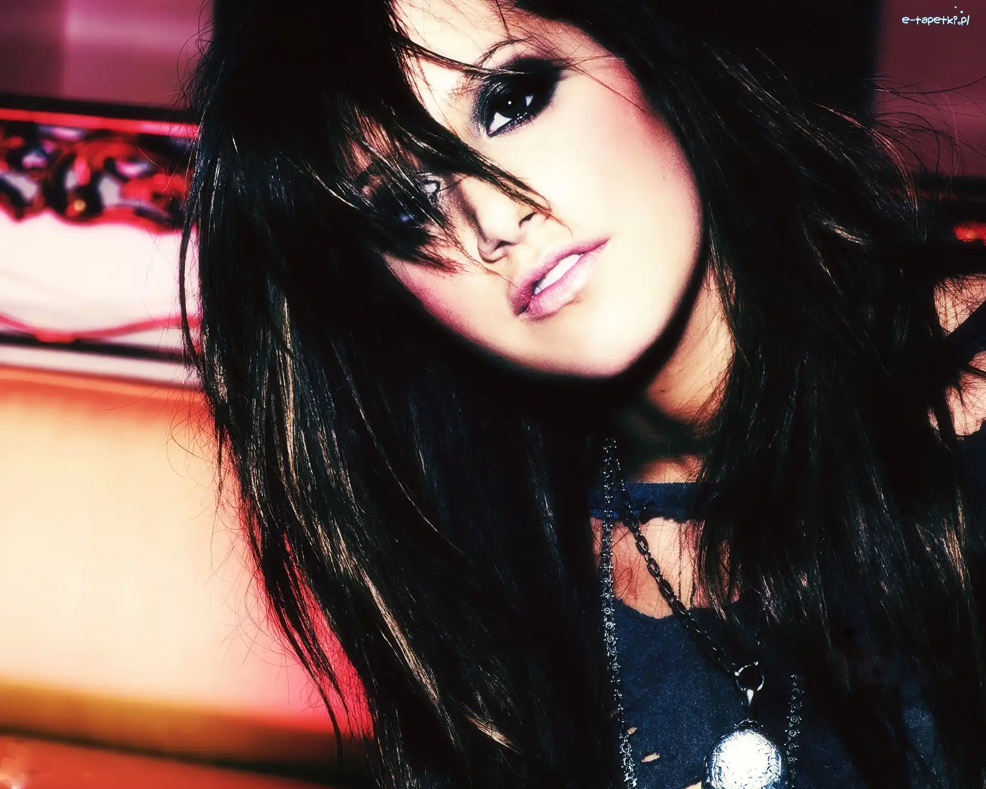 Ashley Tisdale, Włosy, Czarne