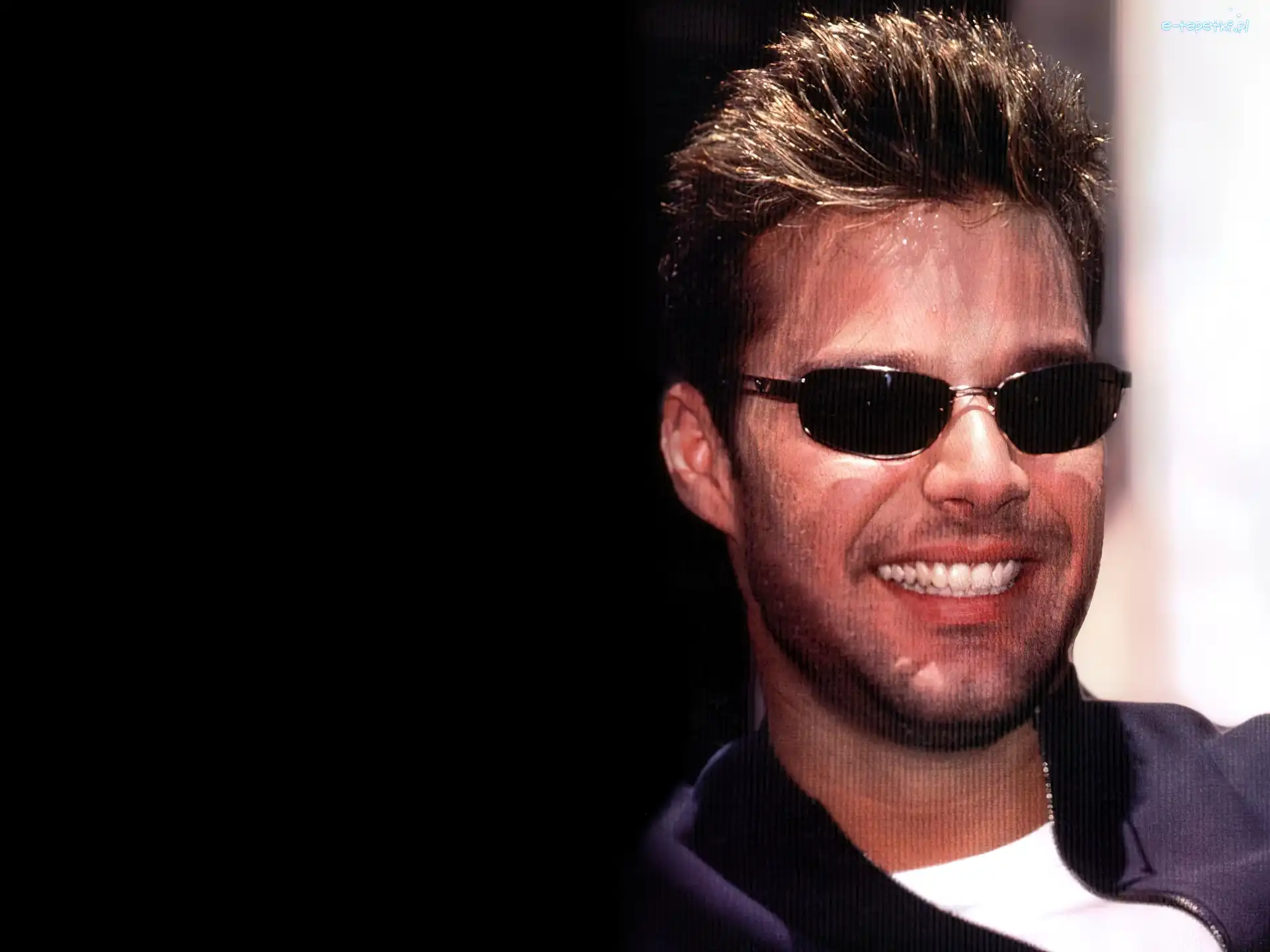 Okulary przeciwsłoneczne, Ricky Martin