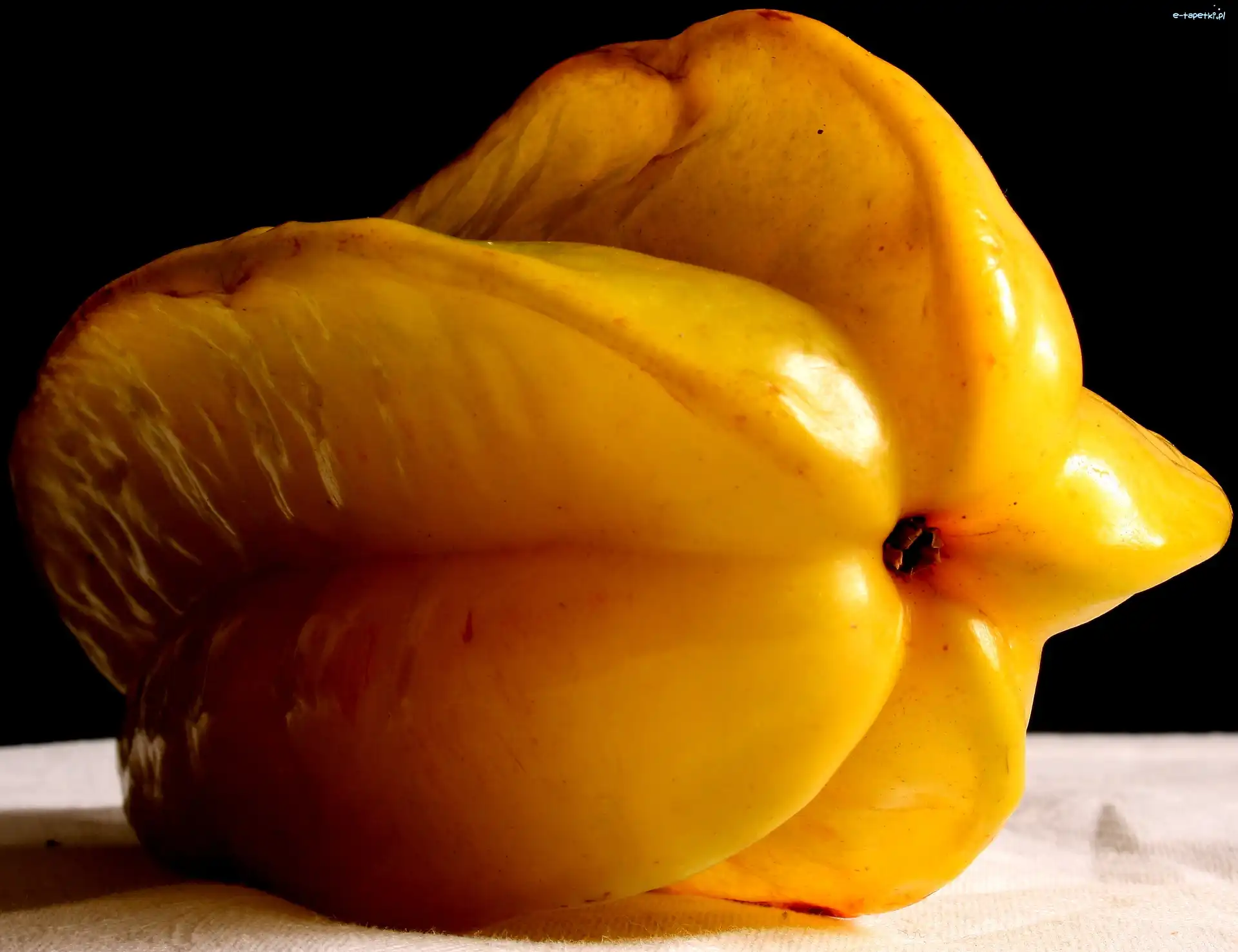 Karambola, Owoc, Żółty