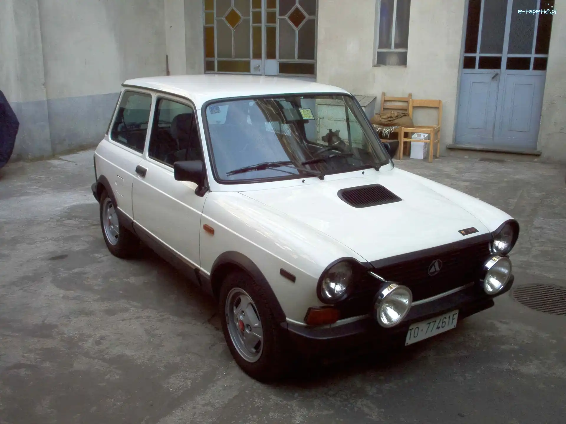 Halogeny, Autobianchi A112, Biały