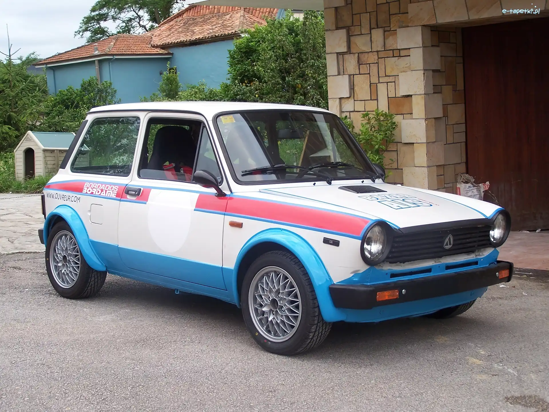Garaż, Autobianchi A112, Różnokolorowy