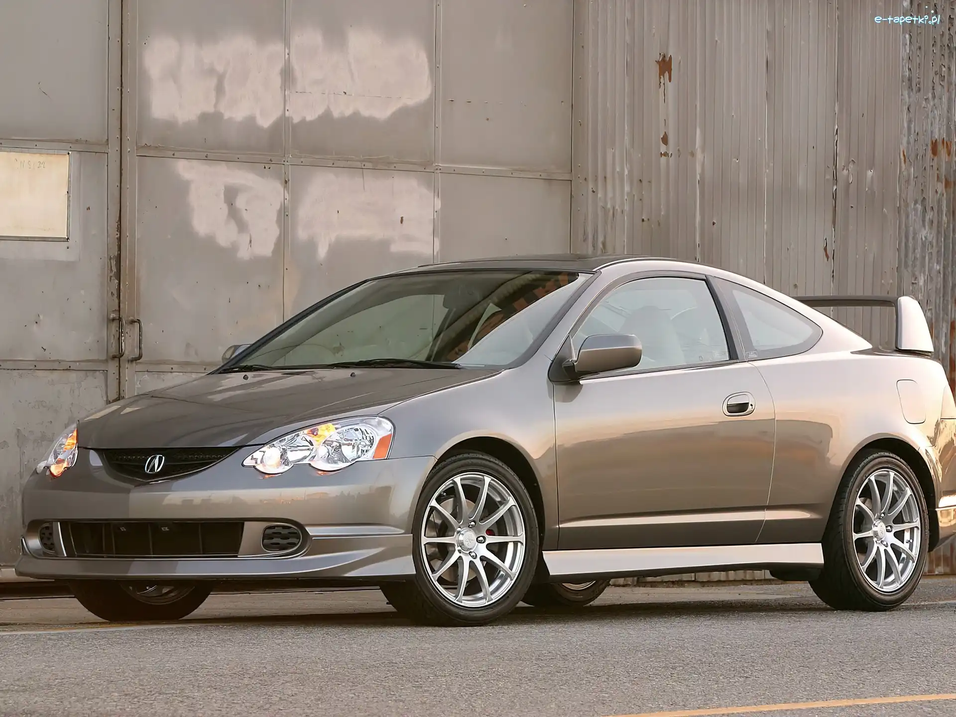 Hangar, Acura RSX, Przód