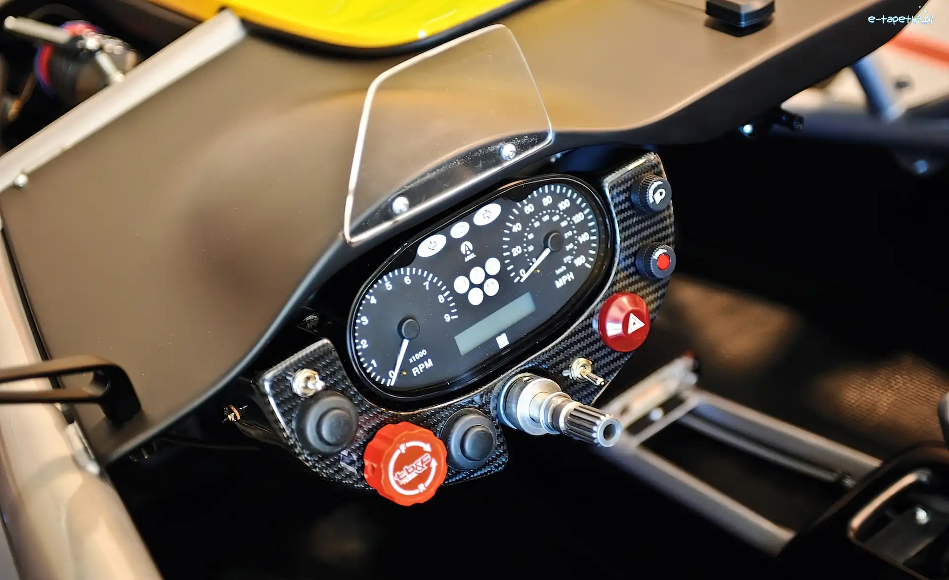 Licznik, Konsola, Ariel Atom