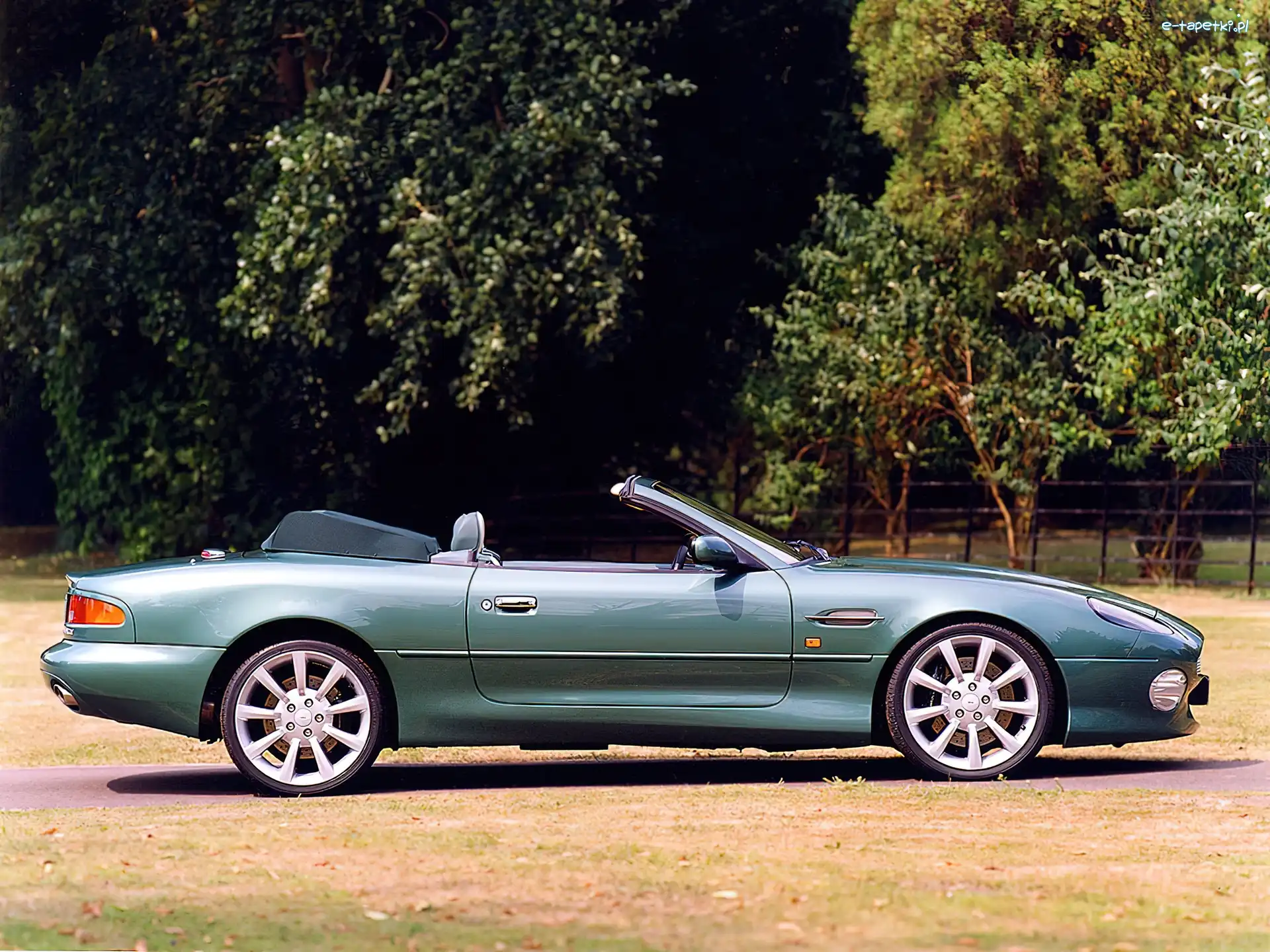 DB AR1, Pasażera, Strona, Aston Martin