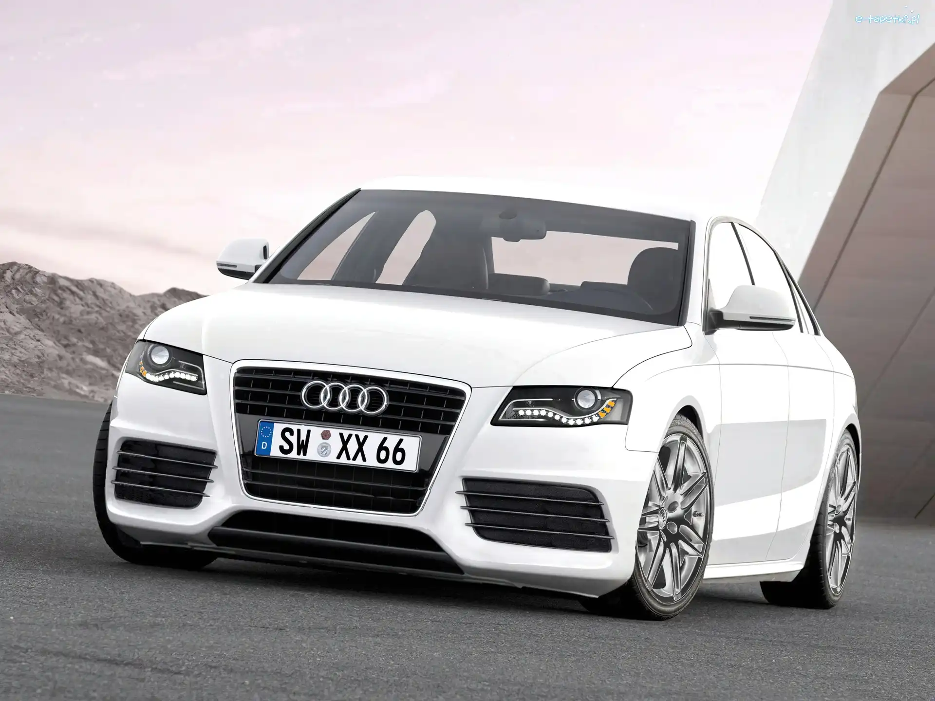 Audi A4 B8, Reflektory, Maska, Przód
