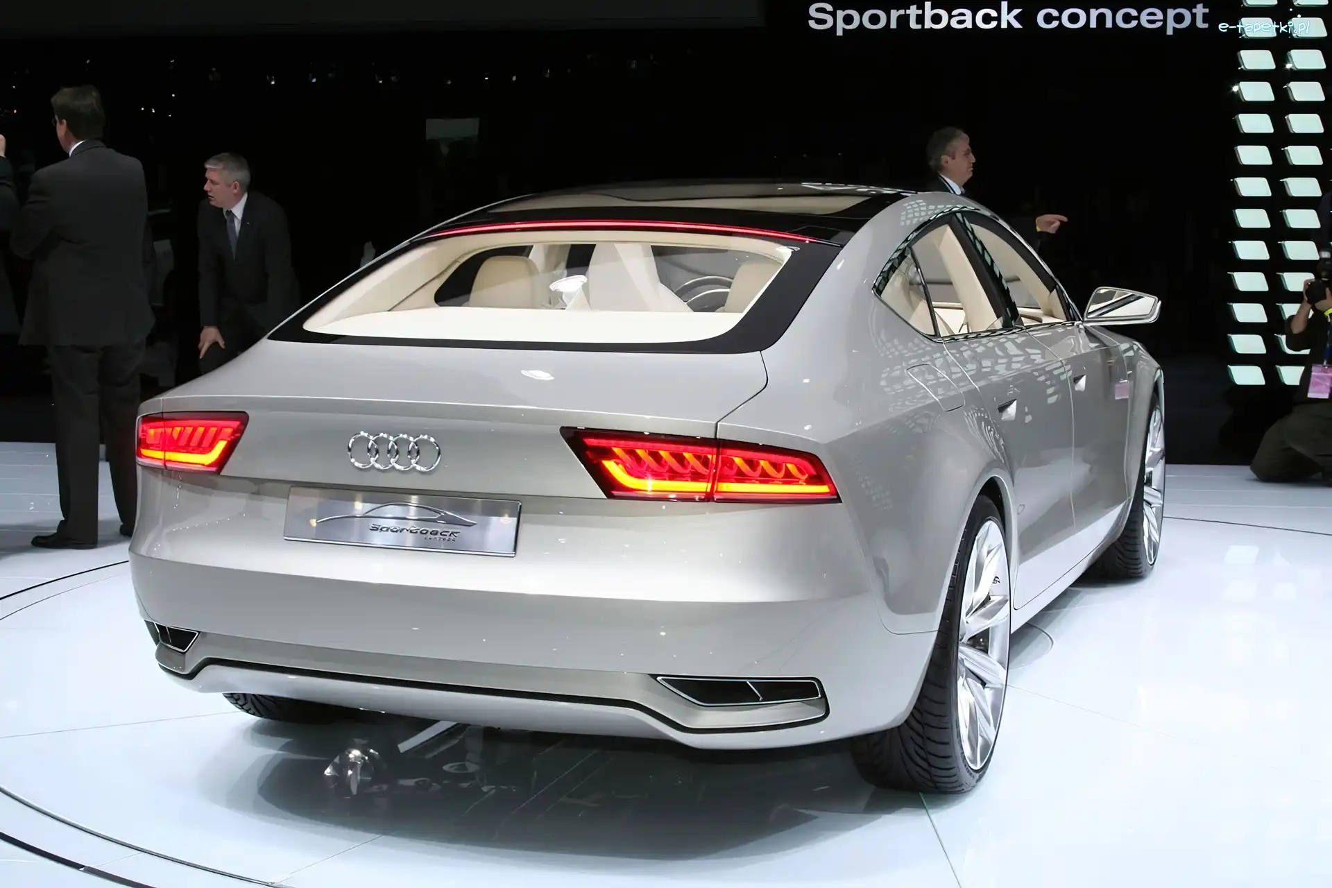 Audi A7, Wydechowe, Rury, Tył