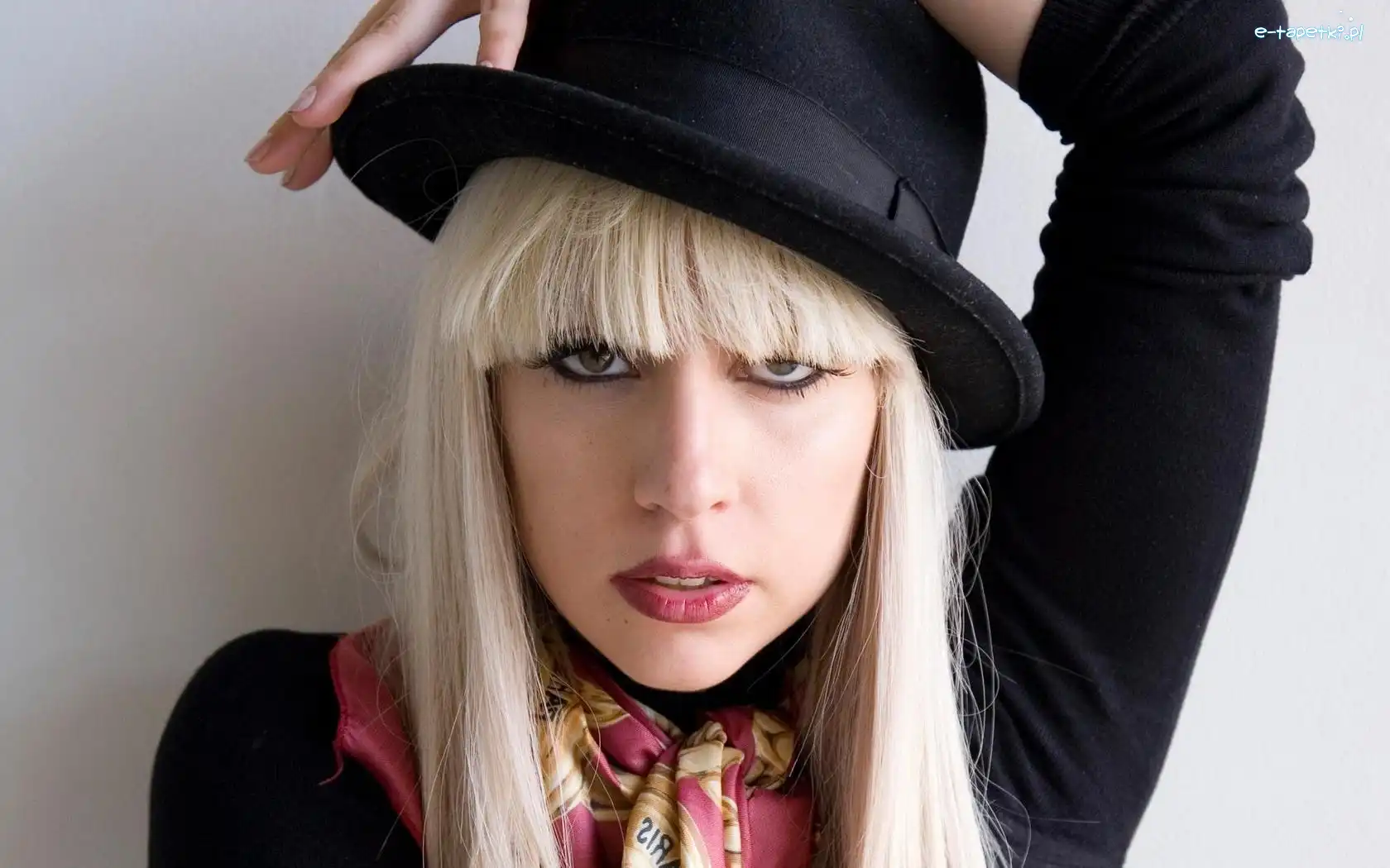 Kapelusz, Lady Gaga