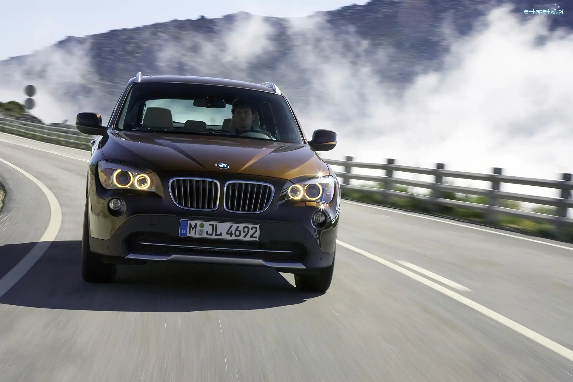 Eyes, Angel, BMW X1