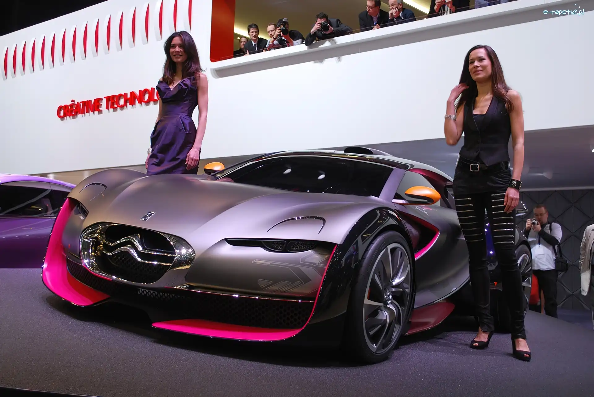 Modelki, Citroen Survolt, Pokaz