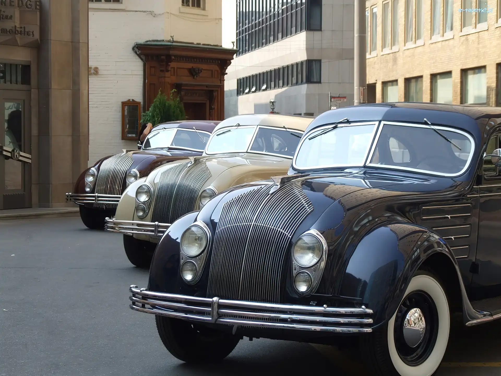 Miłośników, Zlot, Chrysler Airflow
