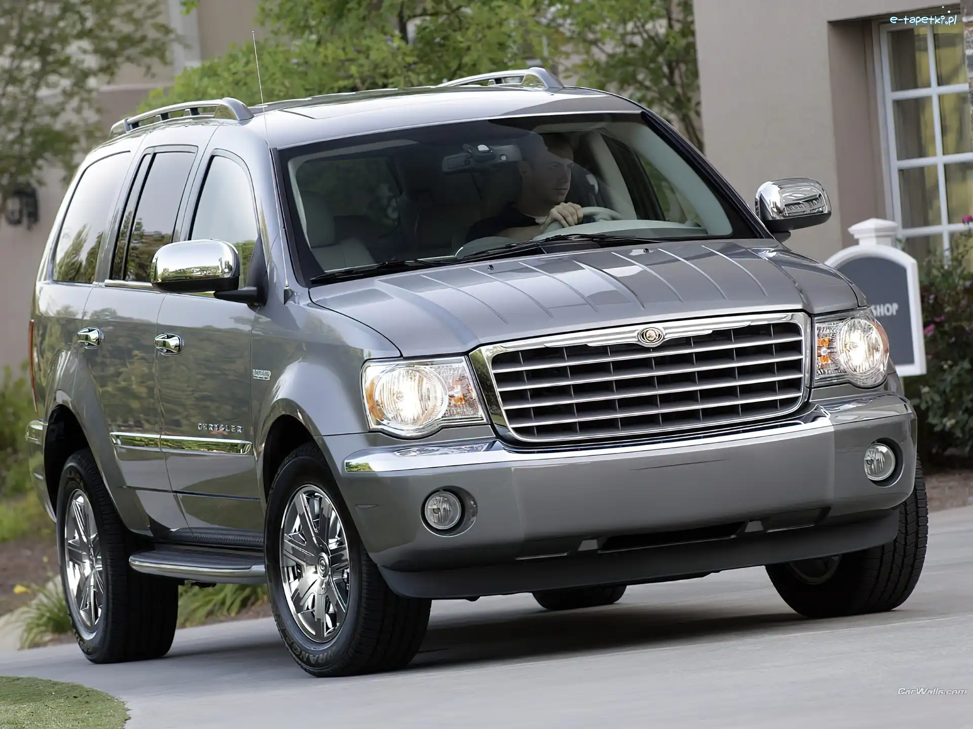 Grill, Halogeny, Chrysler Aspen