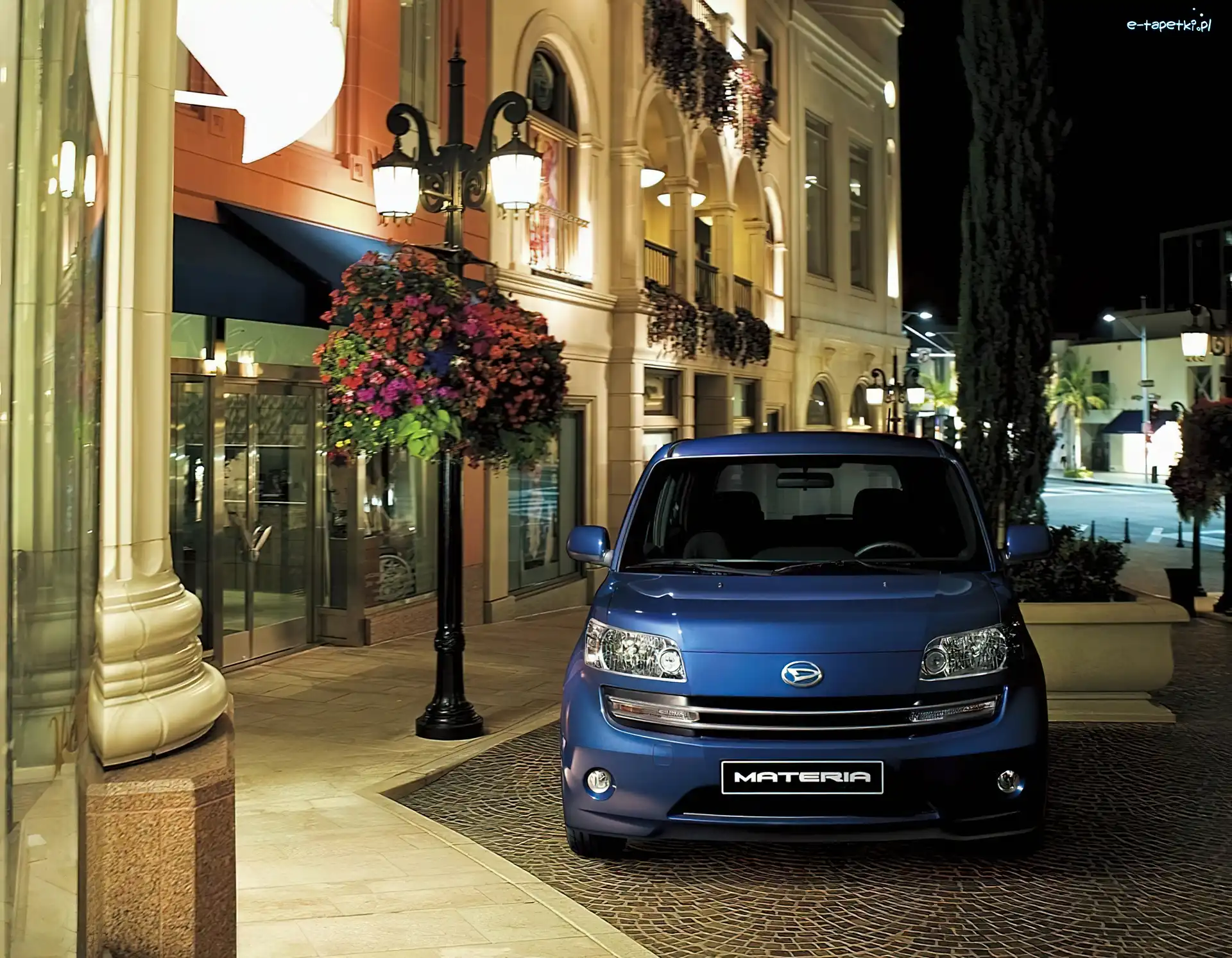 Daihatsu Materia, Nocą, Miasto, Niebieski