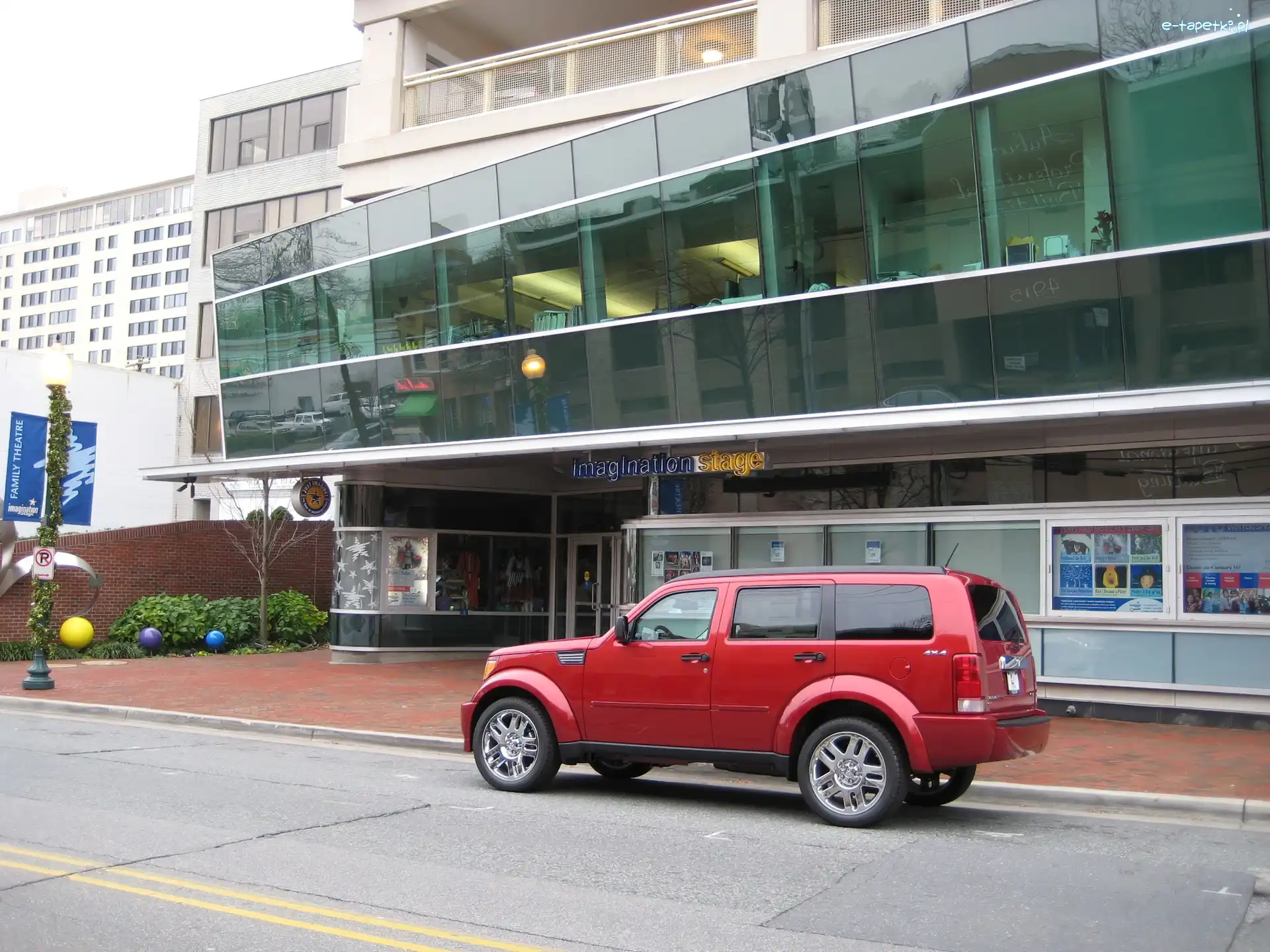 Ulica, Miasto, Dodge Nitro