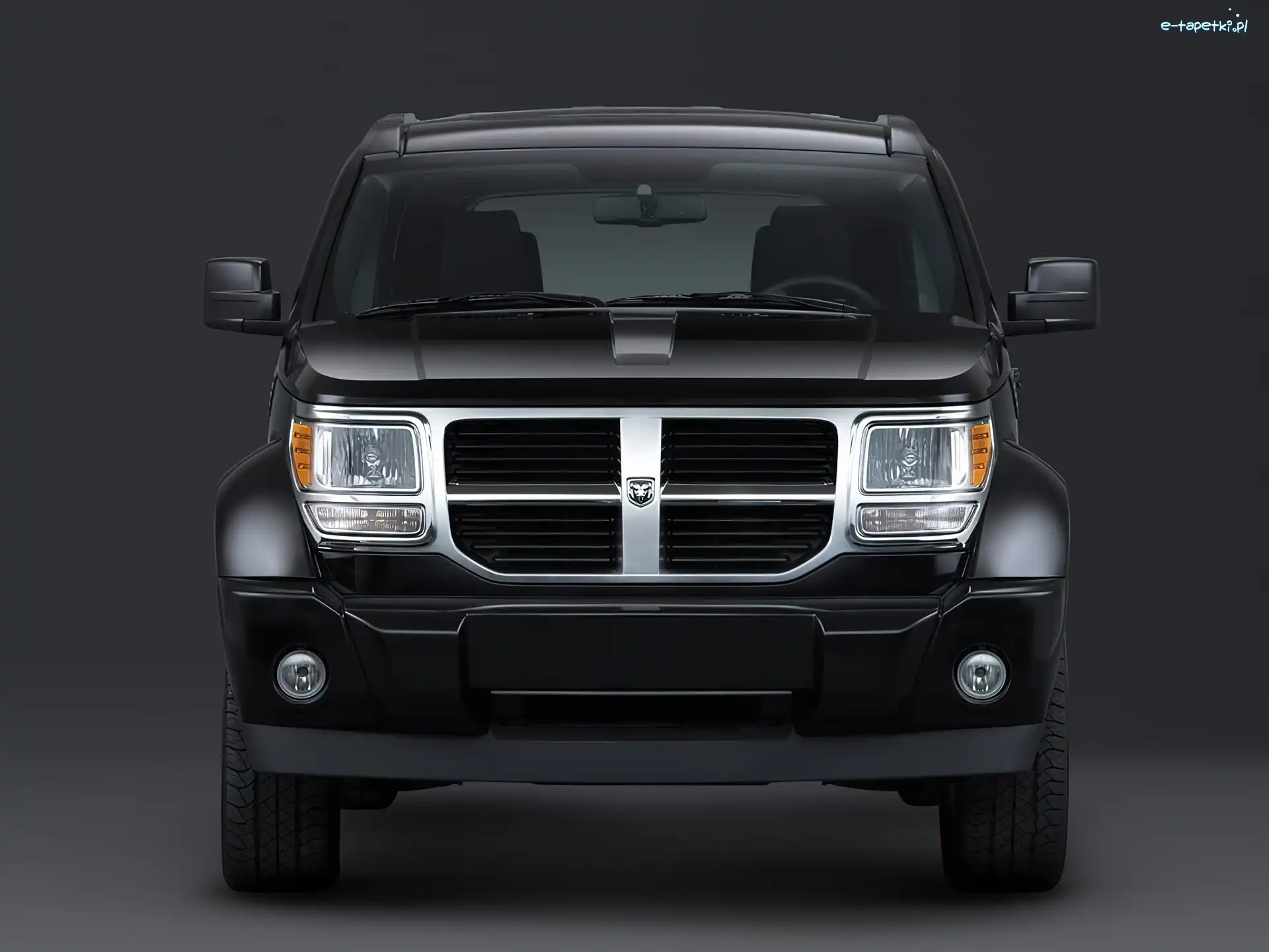 Atrapa, Dodge Nitro, Przód