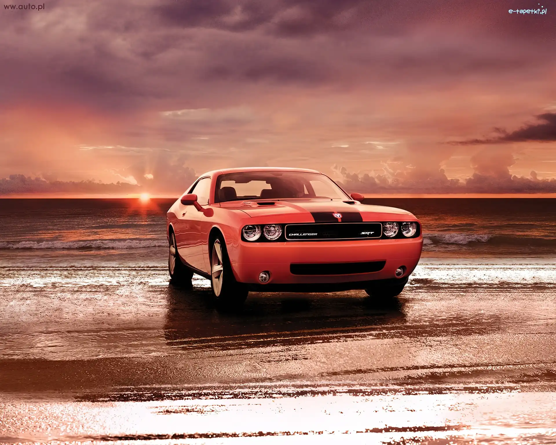 Morze, Plaża, Dodge Challenger