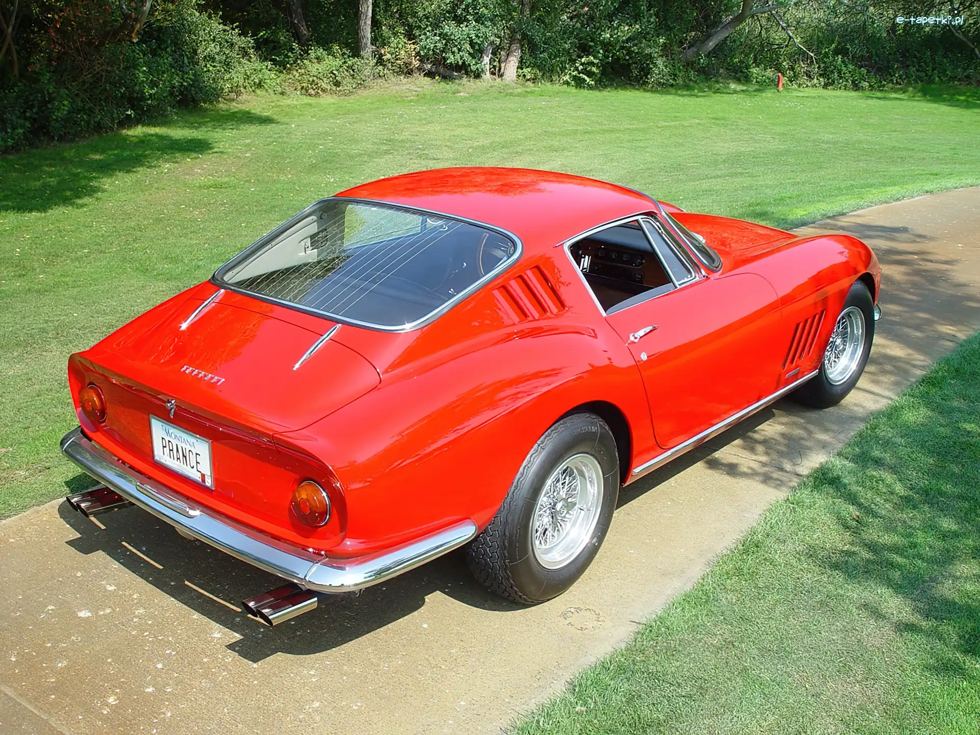 Chrom, Ferrari 275, Czerwone