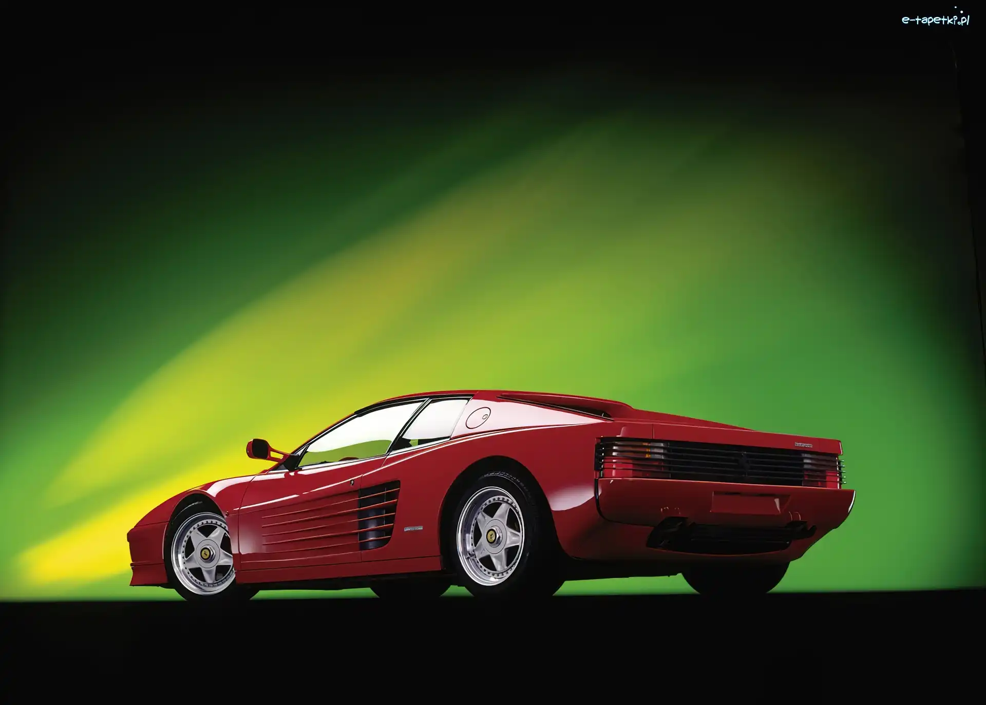 Ferrari Testarossa, Tył, Lewy
