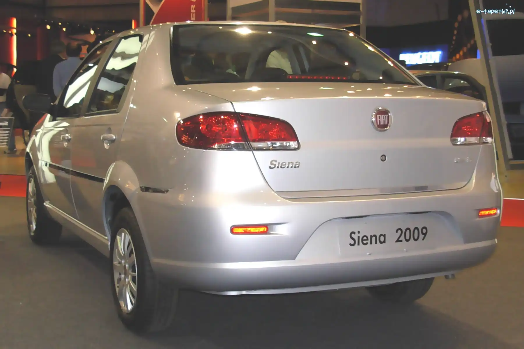 Fiat Siena, Tył