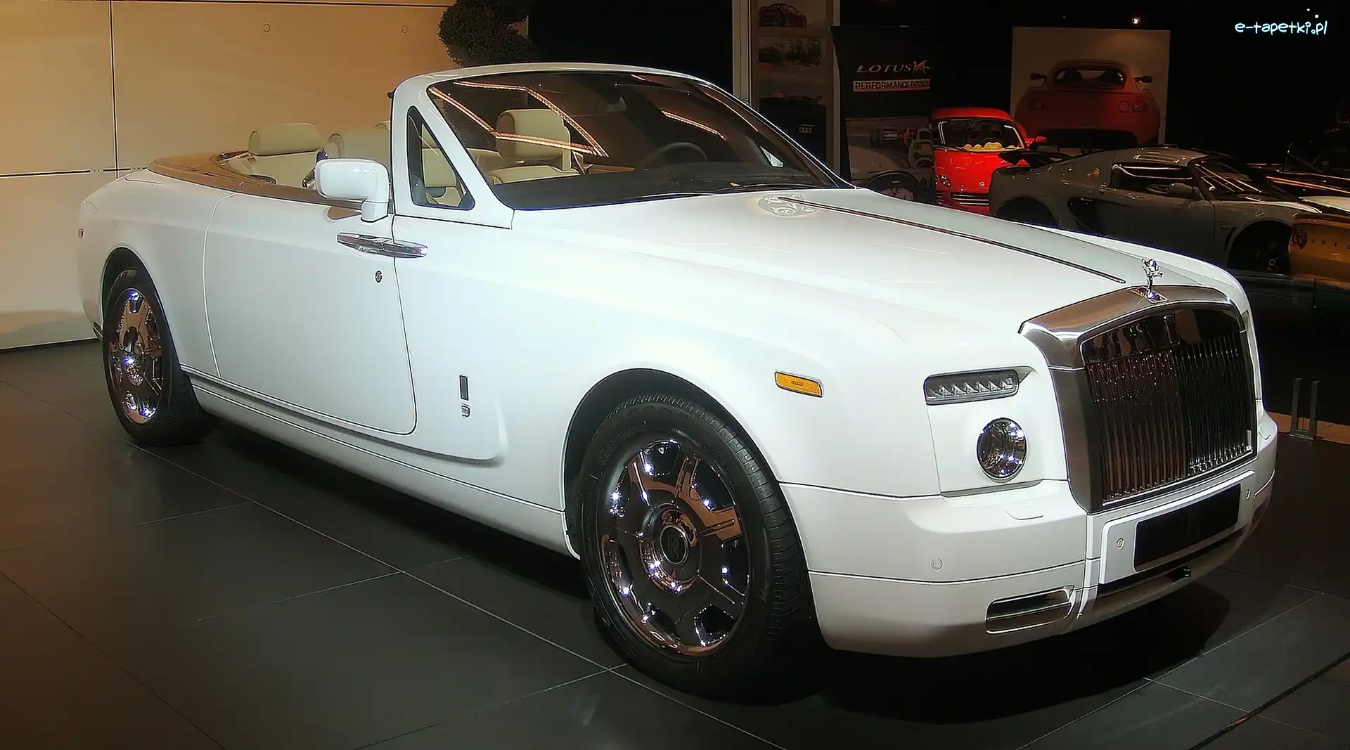 Rolls-Royce Phantom Drophead, Biały