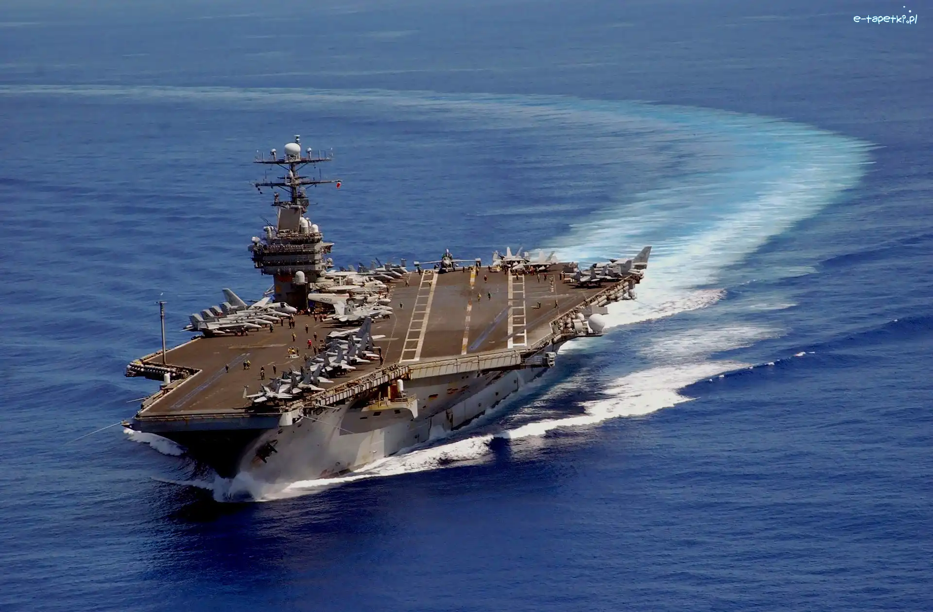 USS Carl Vinson, Atomowy, Lotniskowiec