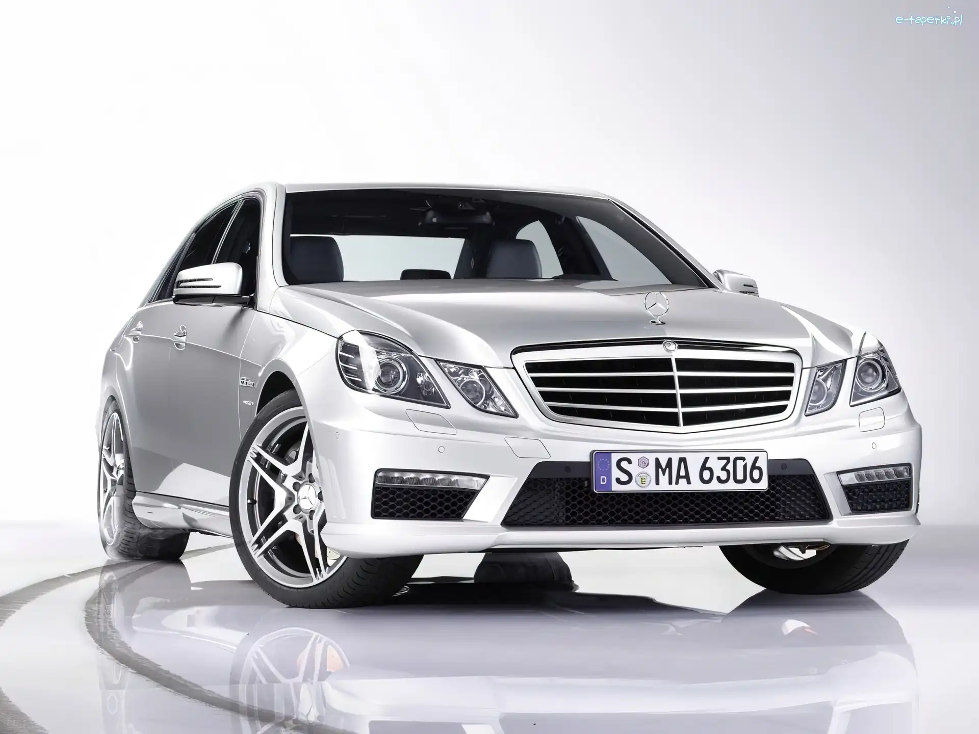 Gwiazda, E63, Mercedes Benz
