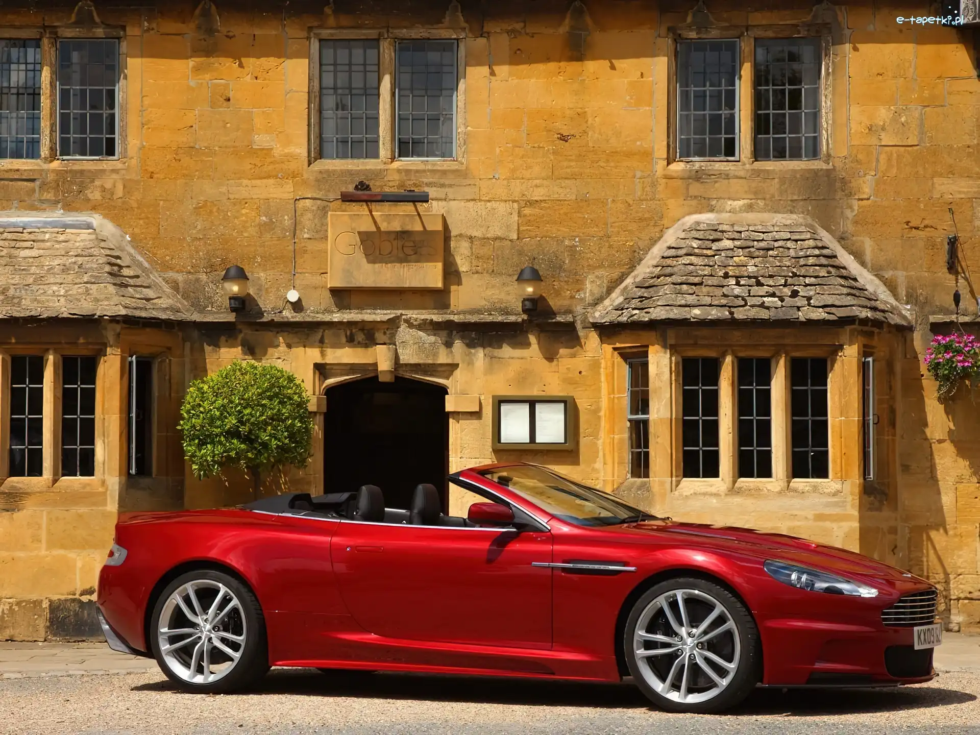 Maska, Długa, Aston Martin DBS