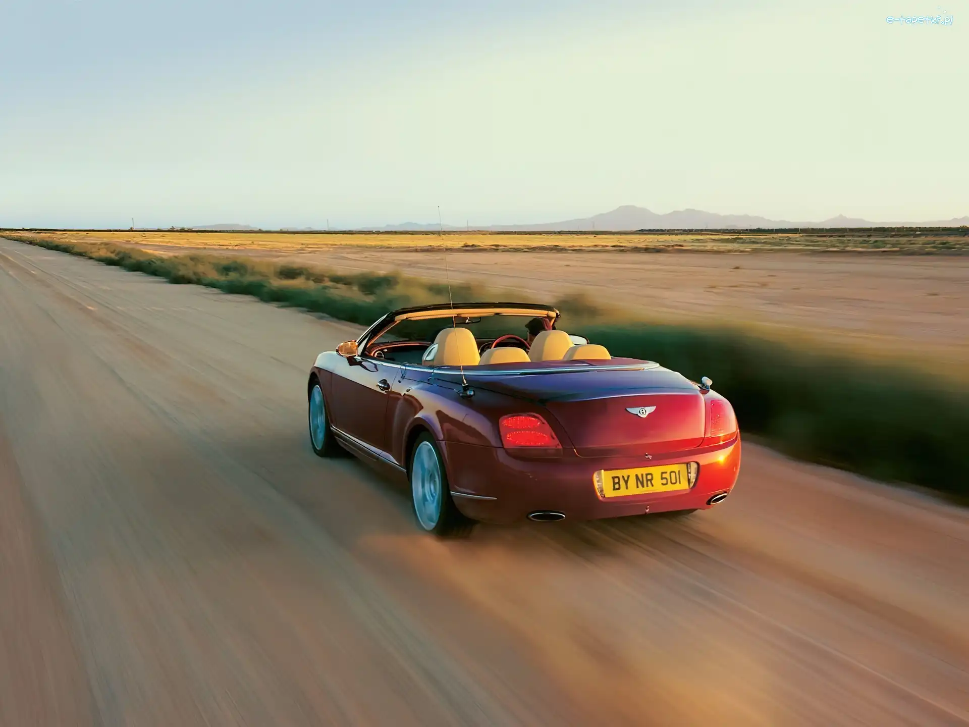 Szosa, Bentley Continental GTC, Bordowy